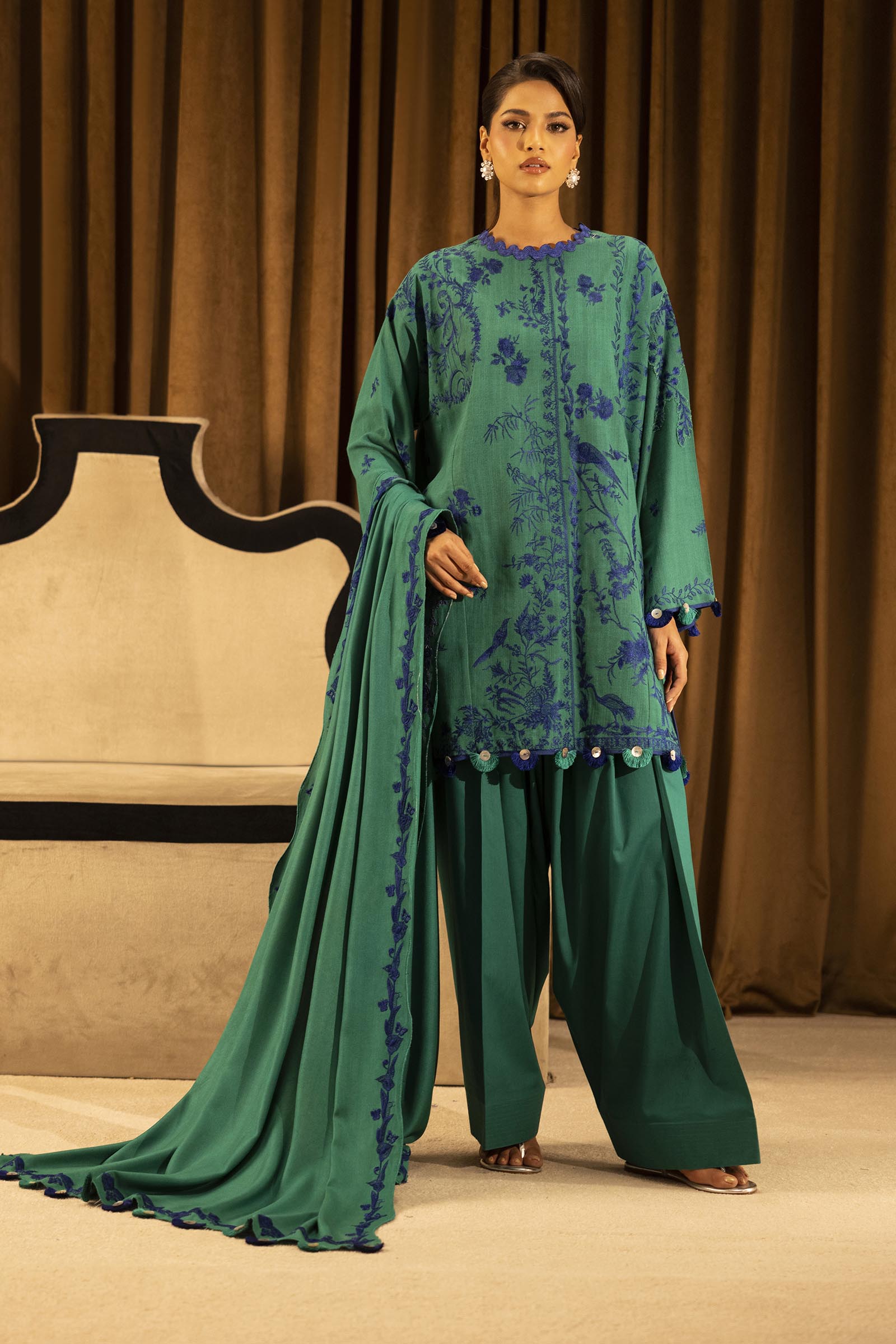 Unstitched Slub Muzlin 3 Piece Suit Main image