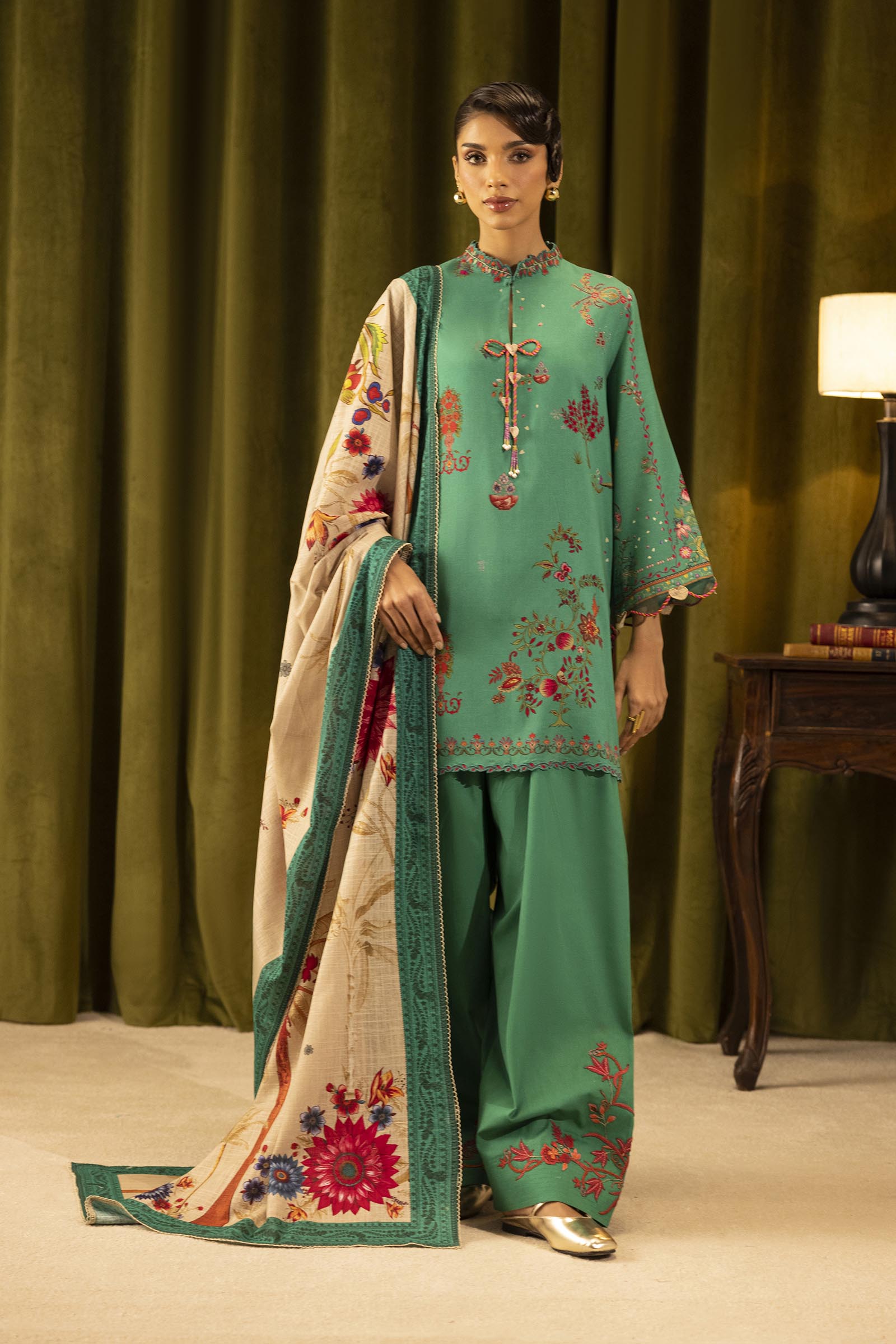 Unstitched Linen Muzlin 3 Piece Suit Main image