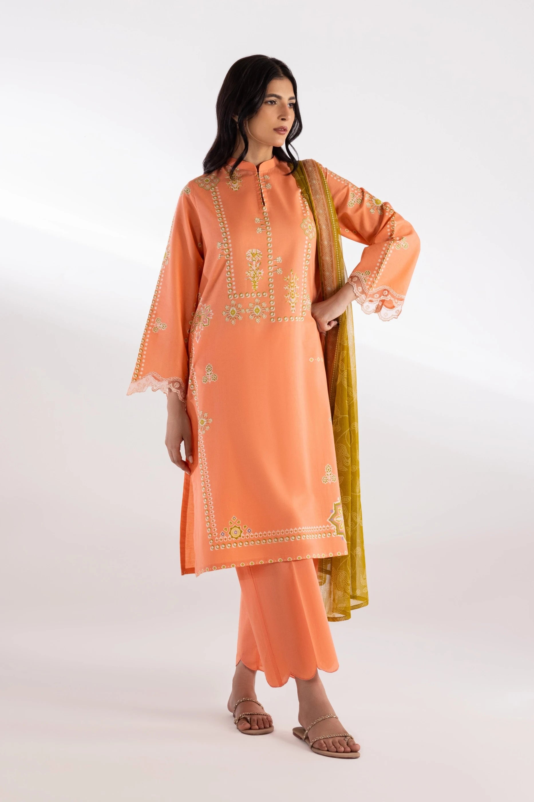 Stitched Mahay Lawn Suit Main image