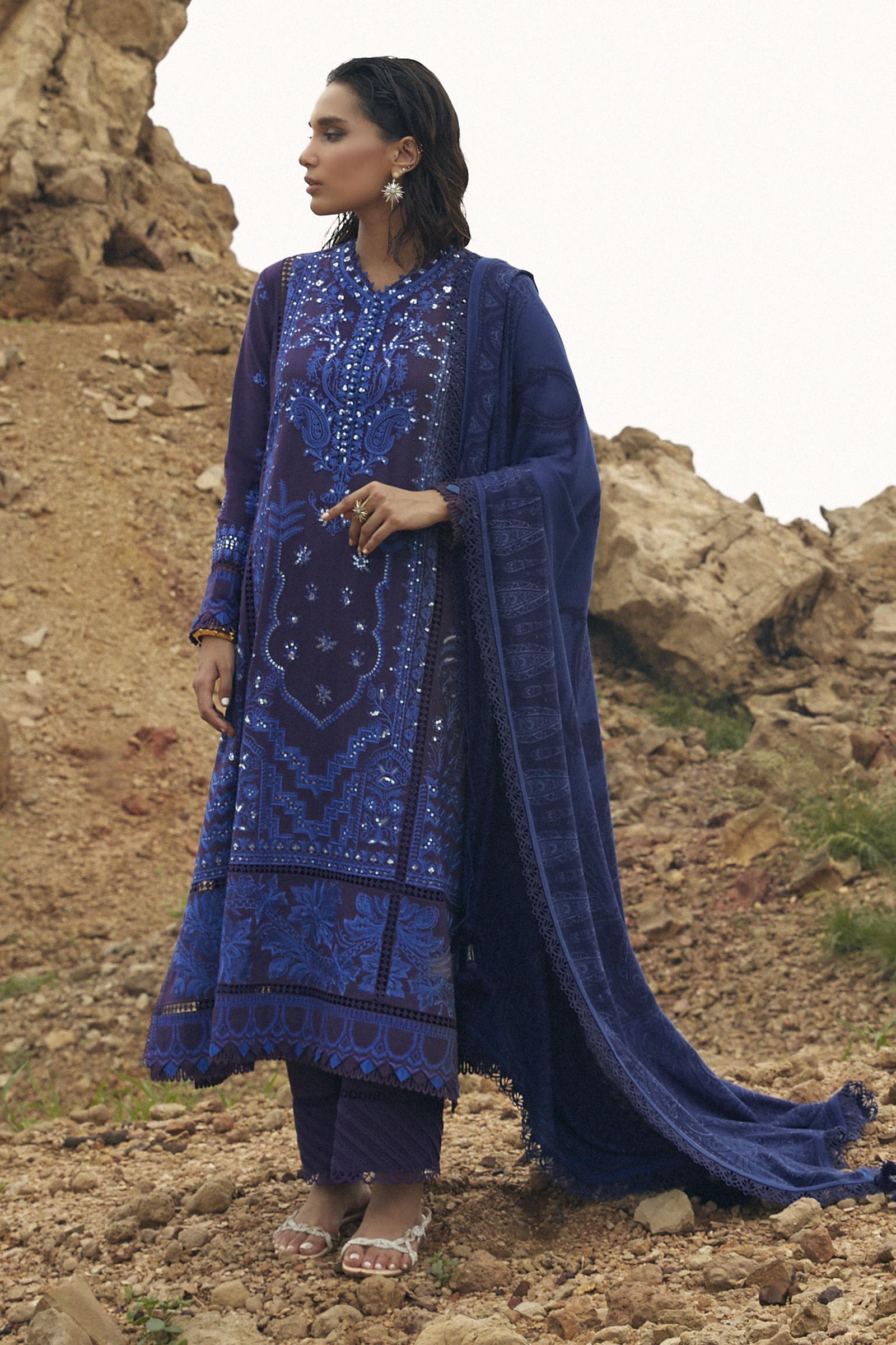 Unstitched Embroidered Muzlin Slub Suit