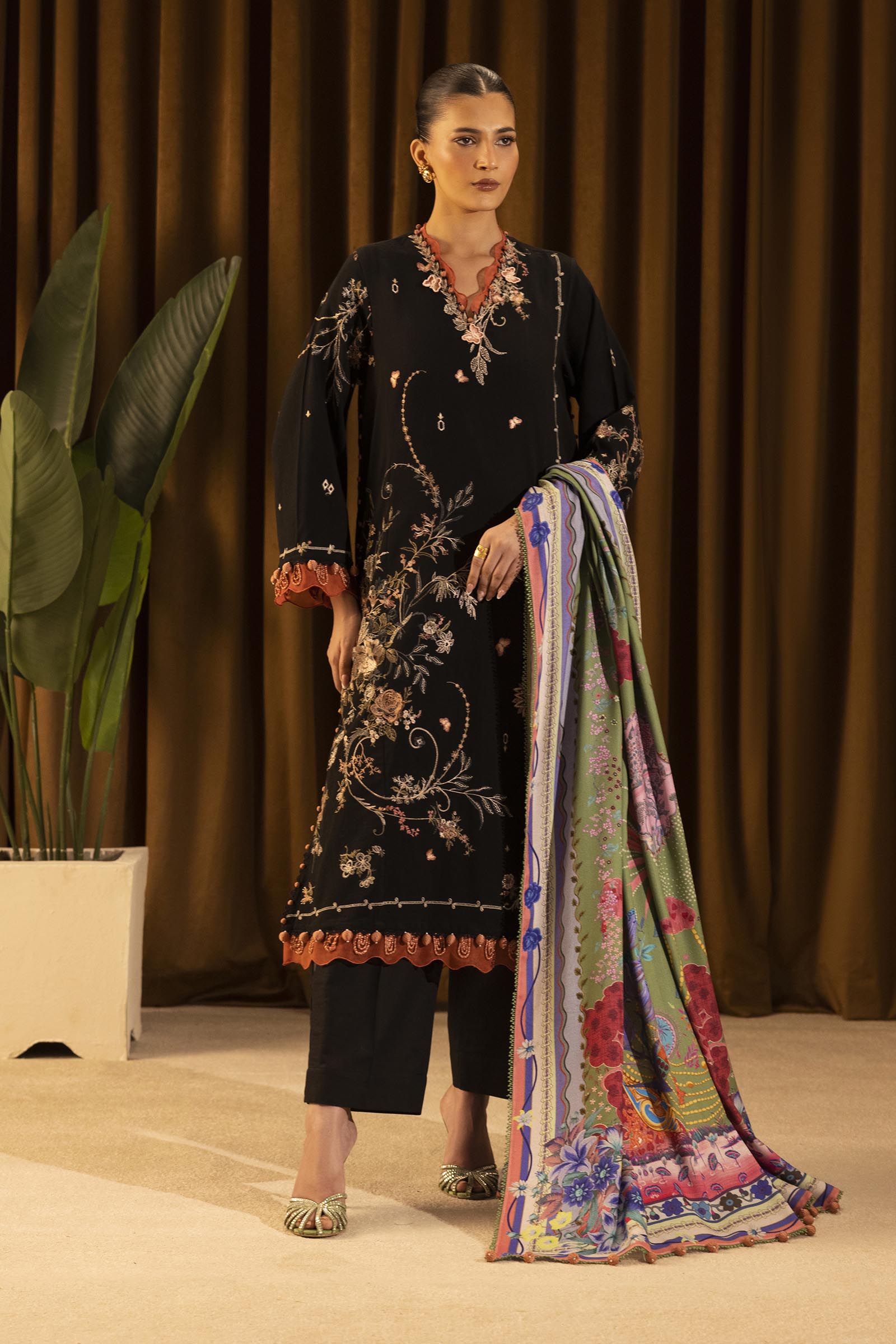 Unstitched Slub Muzlin 3 Piece Suit Main image