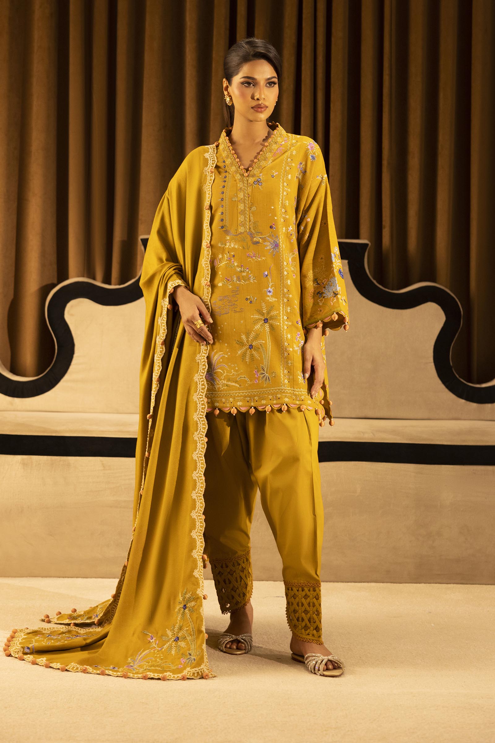 Unstitched Slub Muzlin 3 Piece Suit Main image