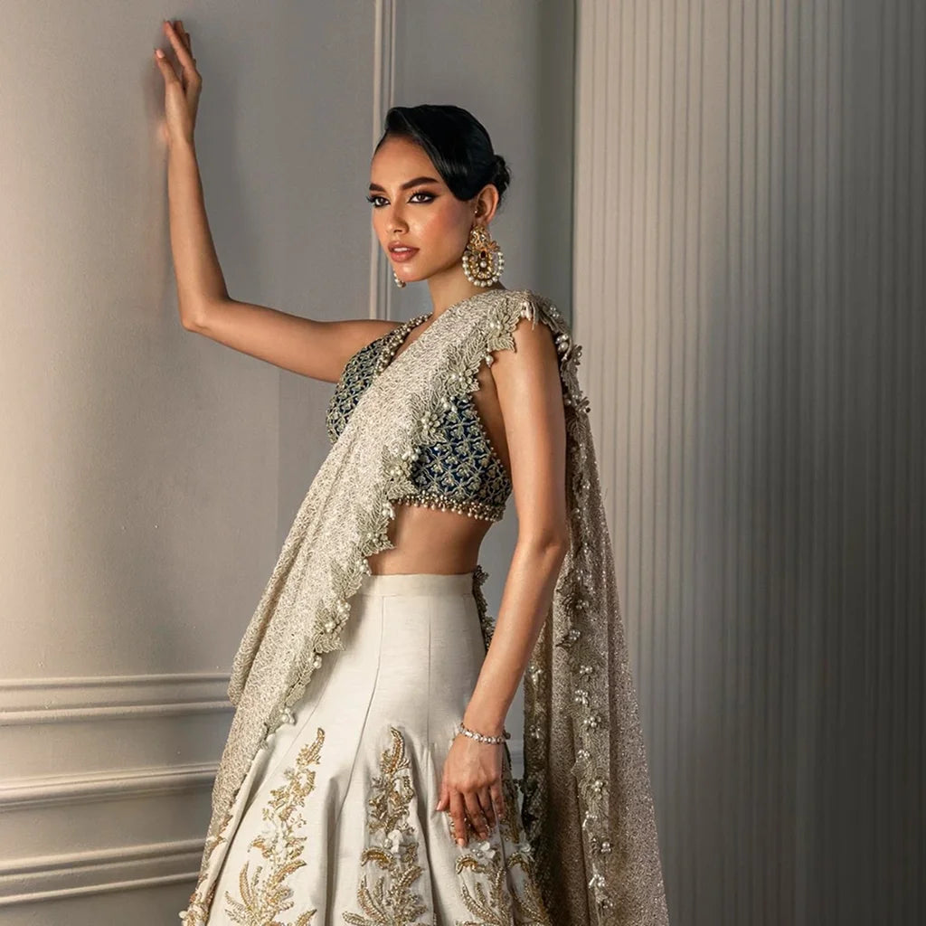 Amaya Collection (B-393)