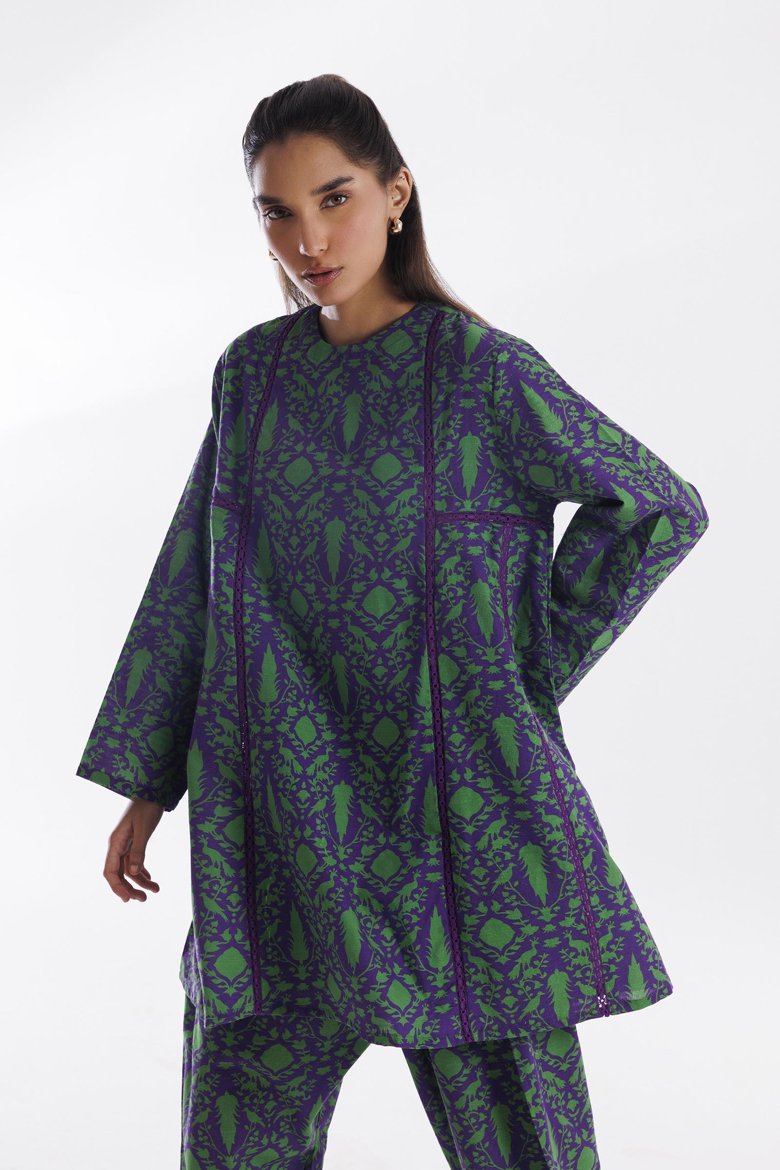 Stitched Printed Khaddar Shirt + Shalwar Secondary image