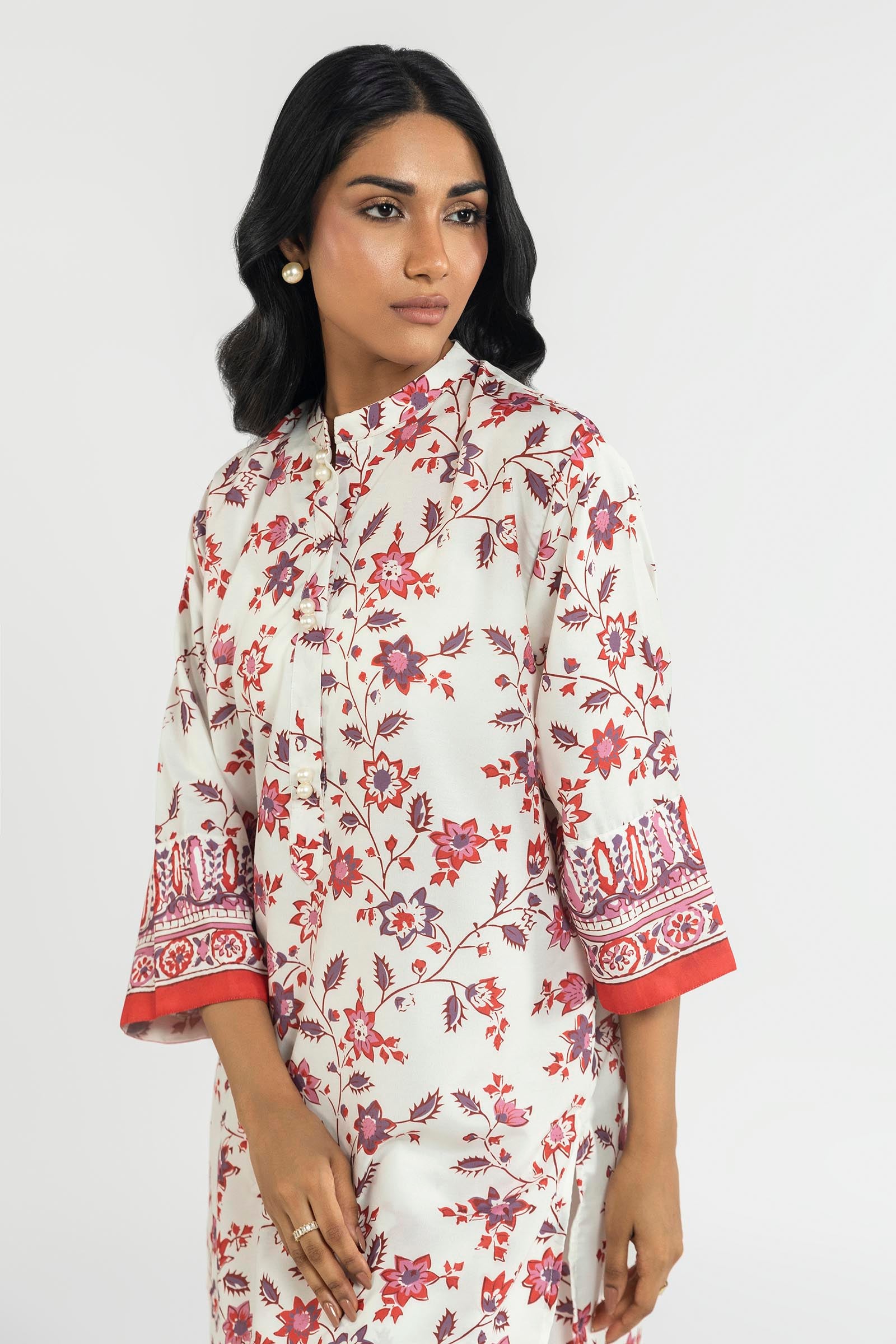 Stitched Basic Cambric Shirt + Skinny Shalwar Secondary image