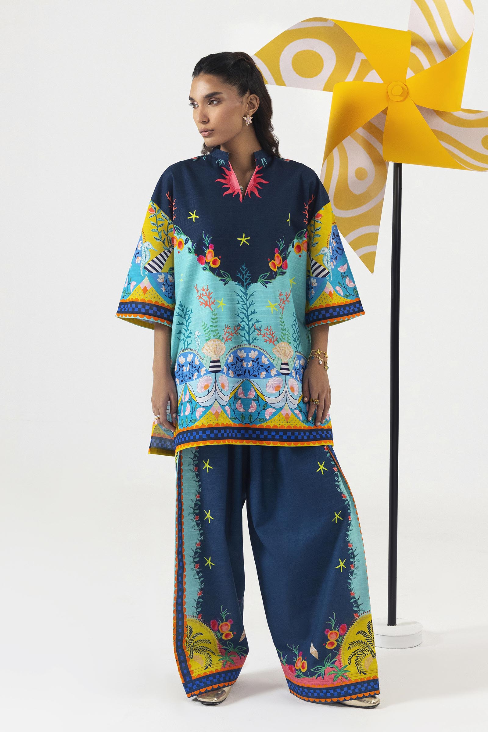 Stitched Printed Khaddar Shirt Main image