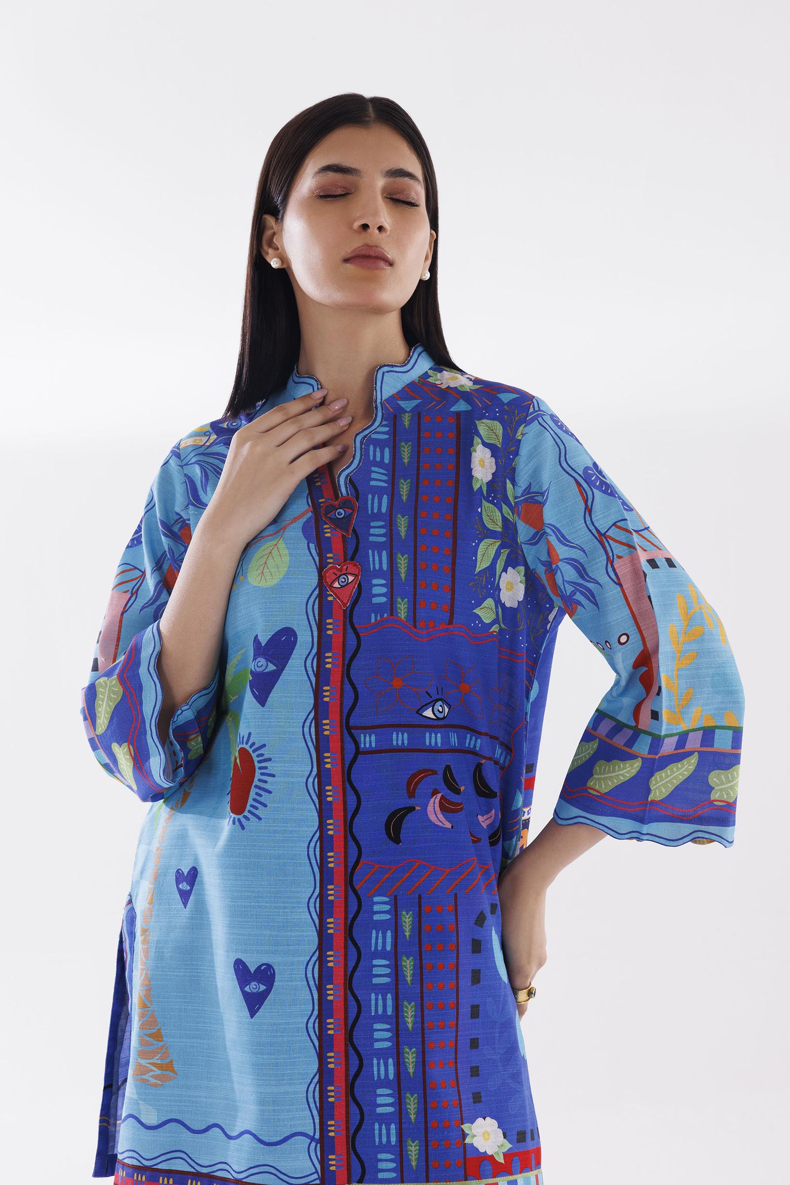 Stitched Printed Khaddar Shirt + Shalwar Secondary image