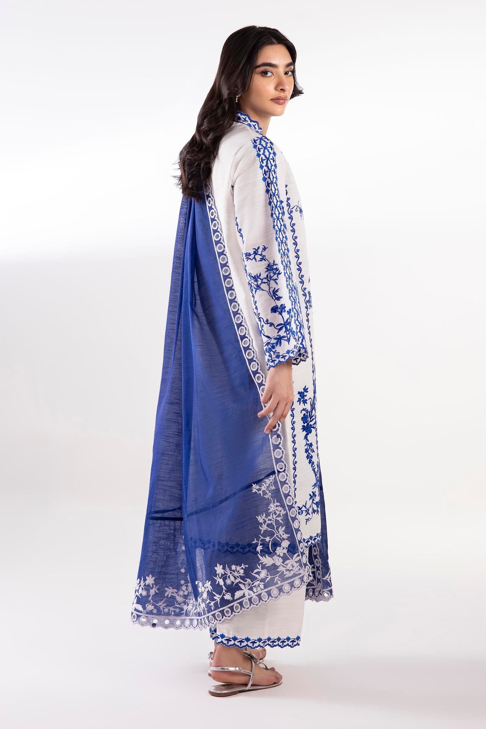 Embroidered Monark Dupatta Main image