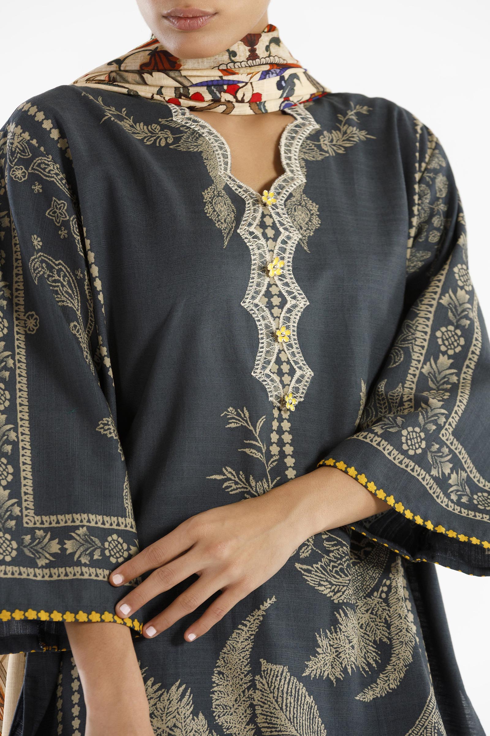 Stitched Printed Khaddar Suit