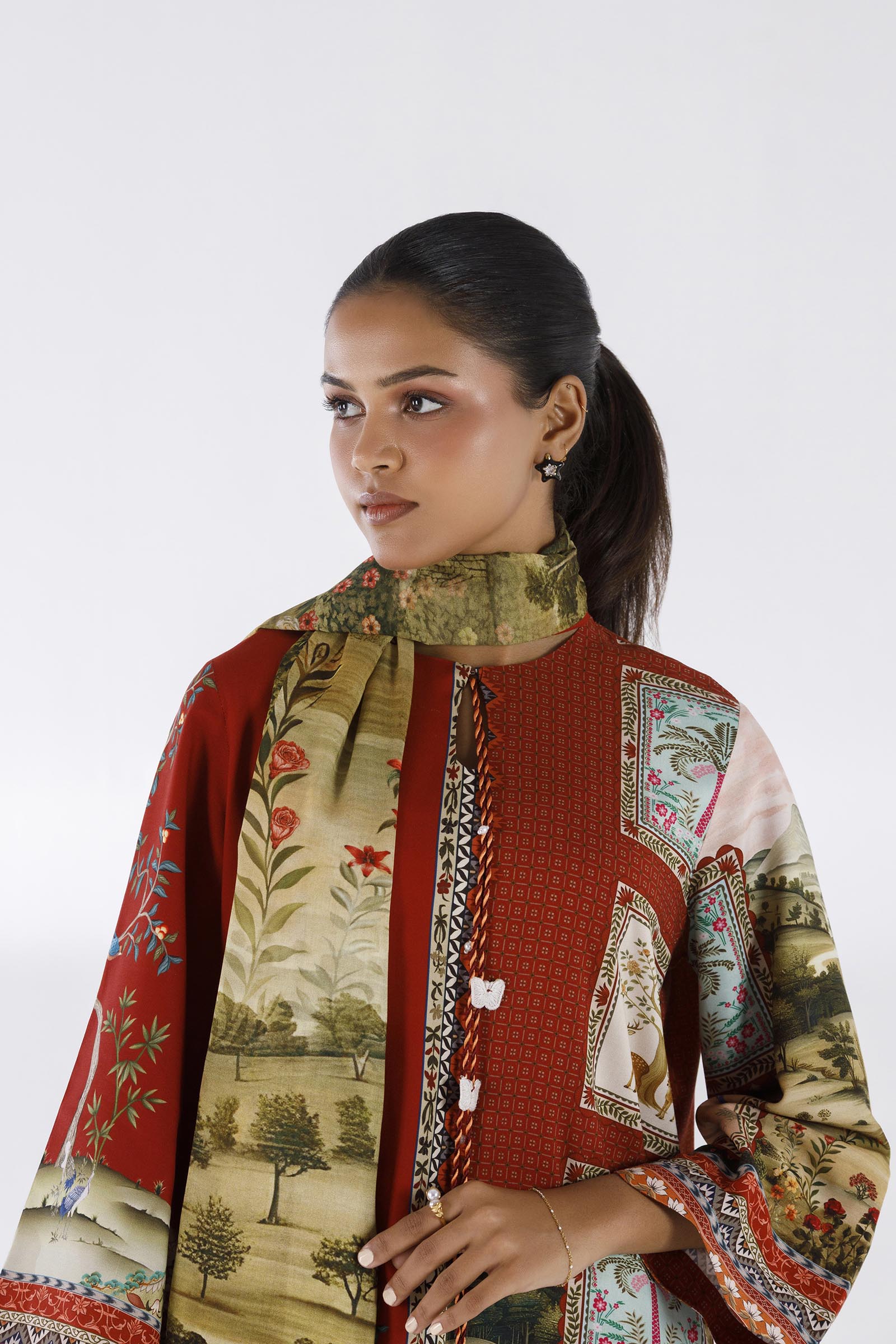 Stitched Printed Linen Shirt + Dupatta Secondary image