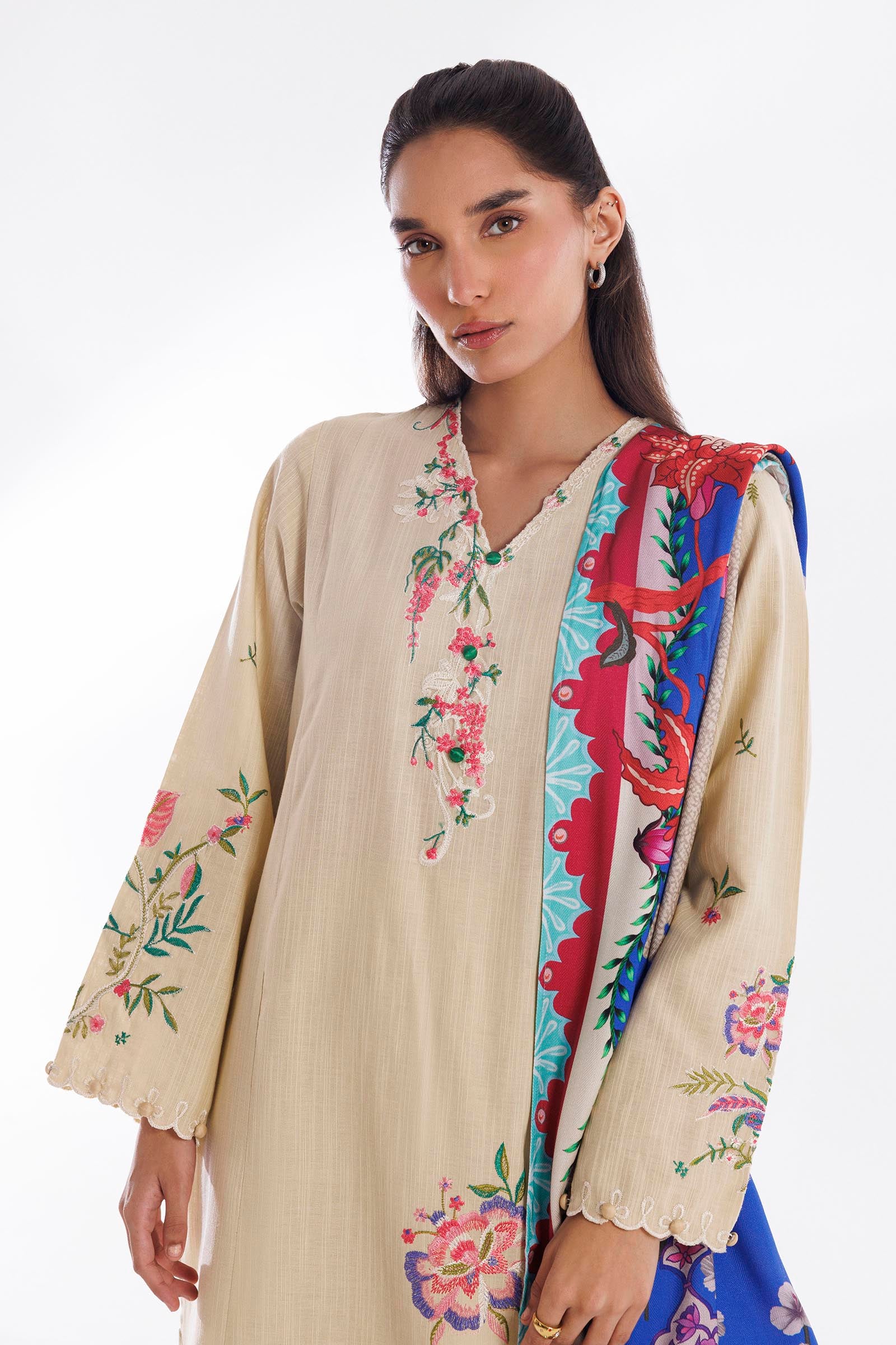 Stitched Khaddar Muzlin Suit Secondary image