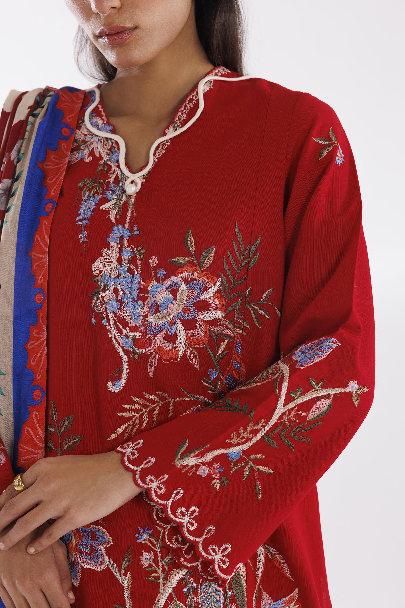 Stitched Khaddar Muzlin Suit