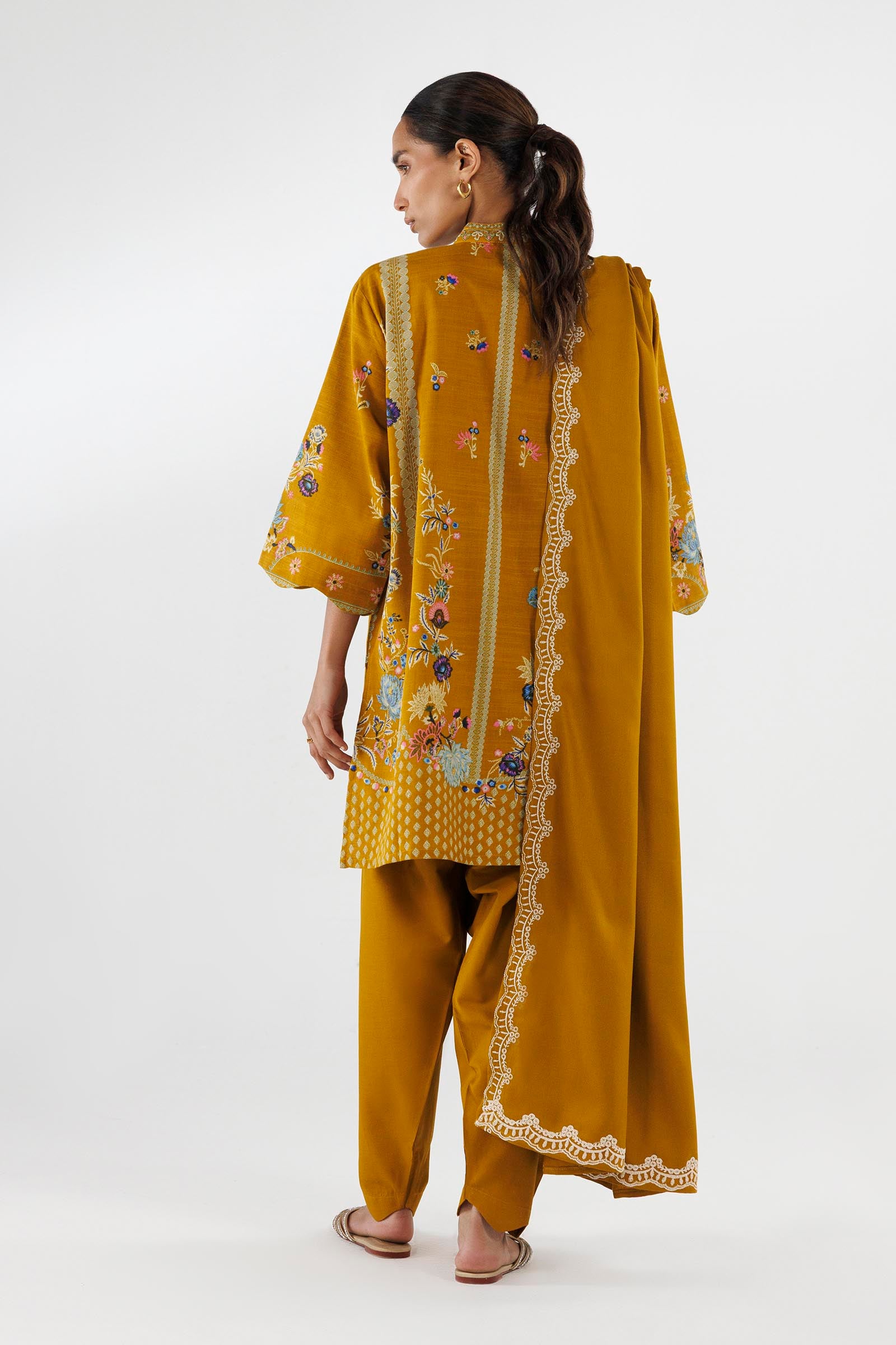 Stitched Muzlin Khaddar Suit Secondary image