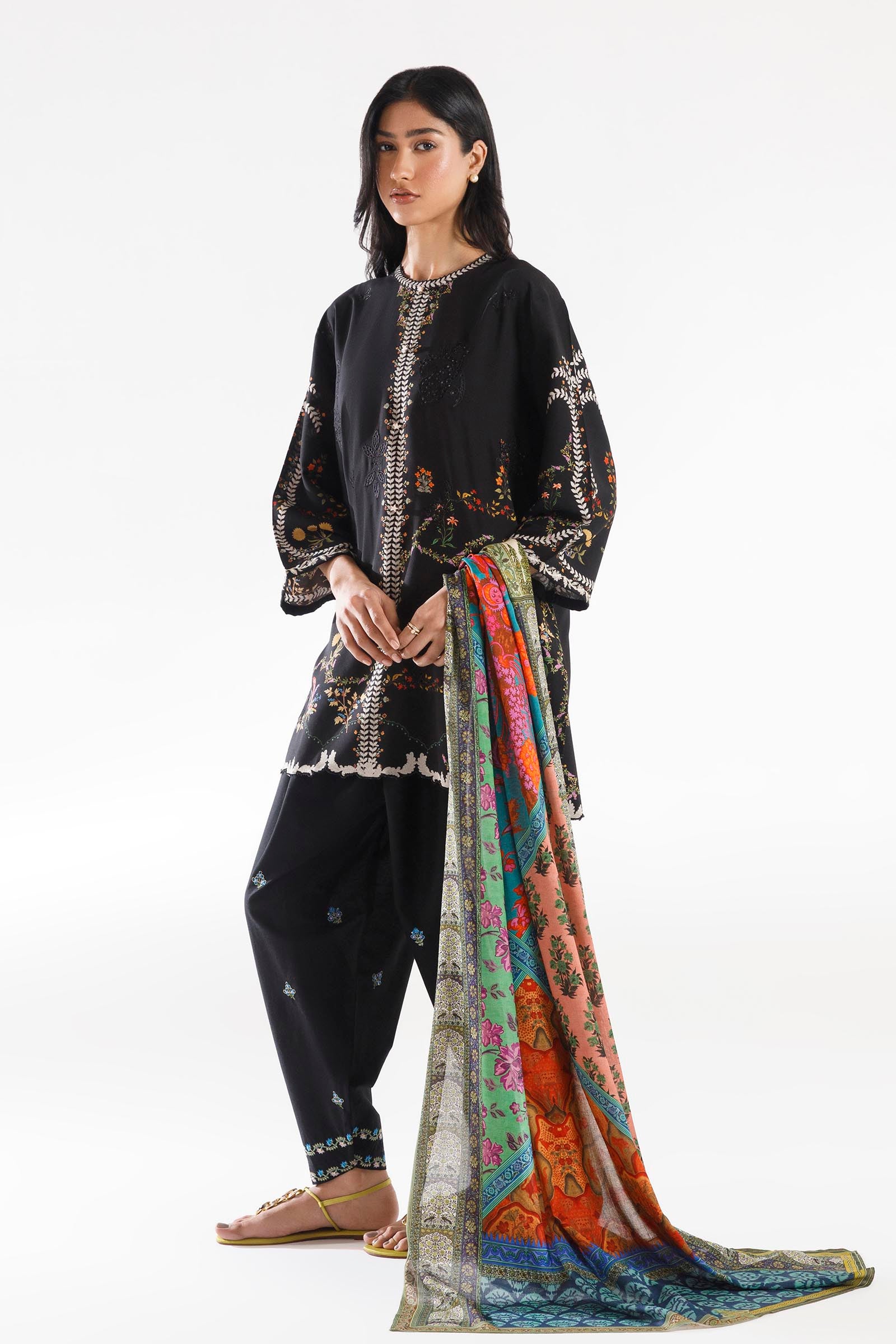 Stitched Muzlin Linen Suit Main image