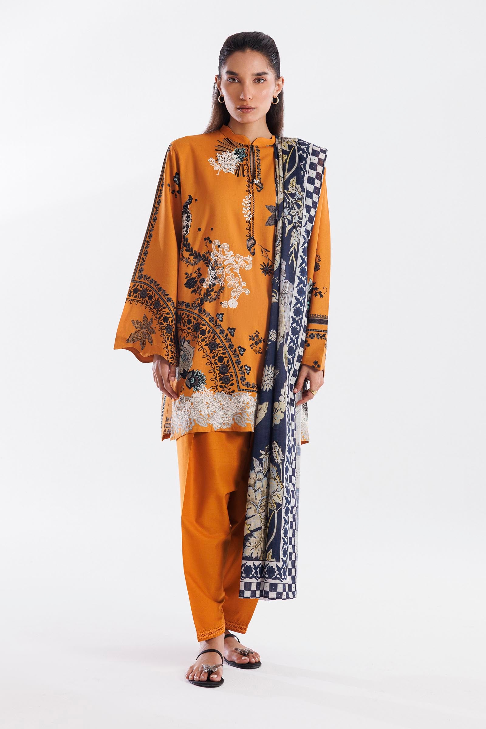 Stitched Linen Muzlin Suit Main image