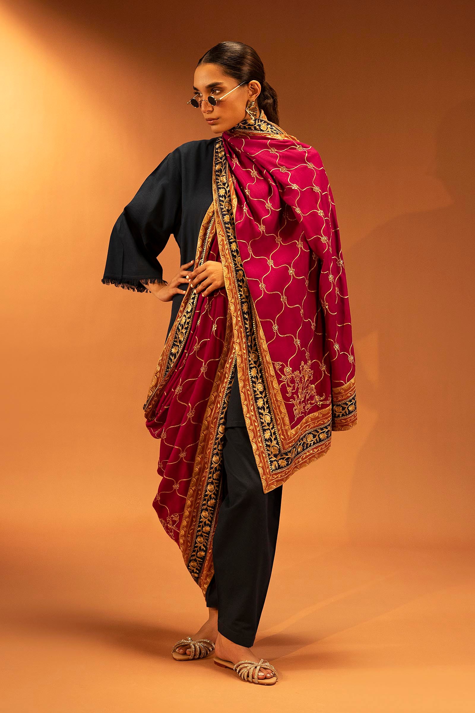 Embroidered Raw Silk Shawl Main image