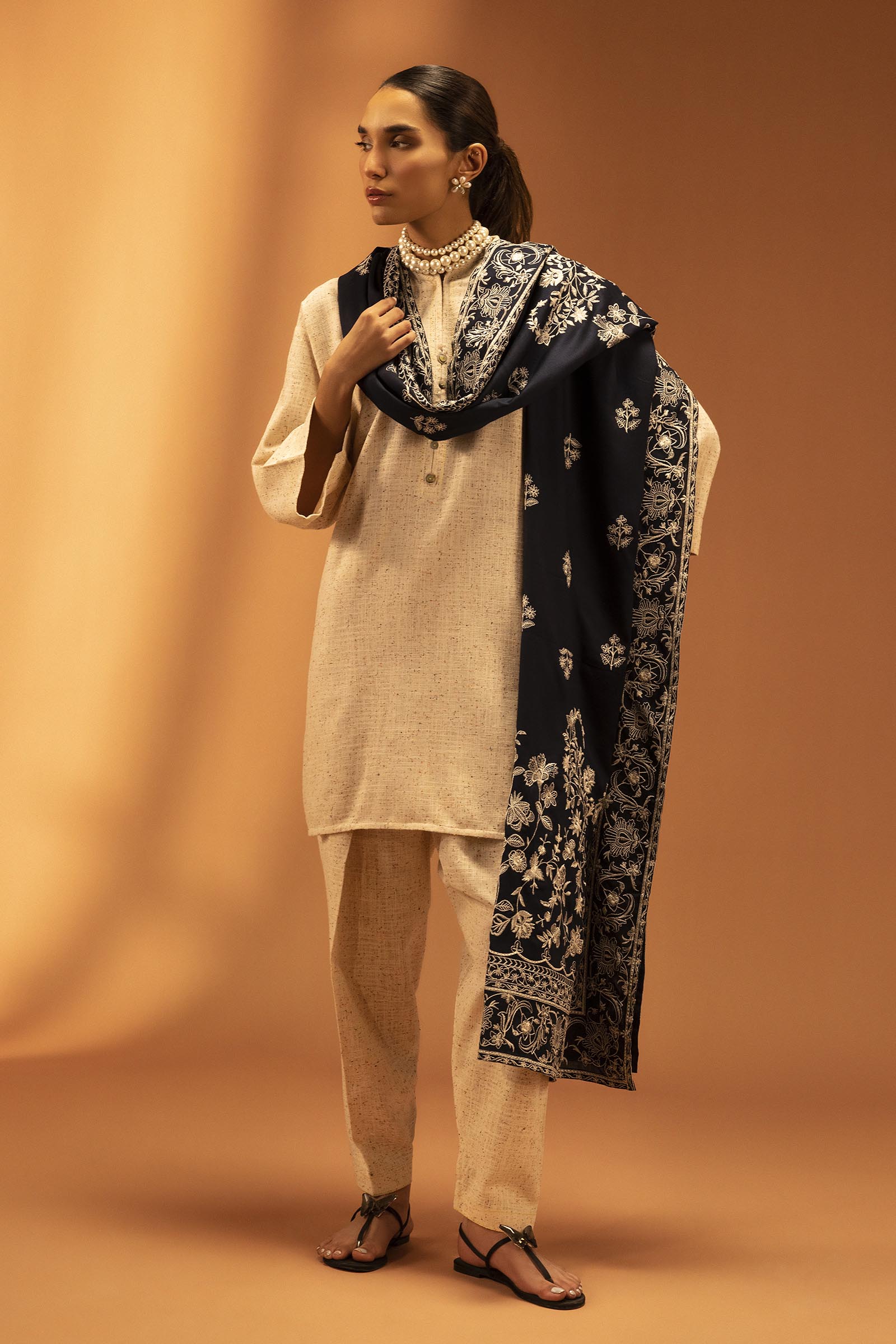 Embroidered Linen Shawl