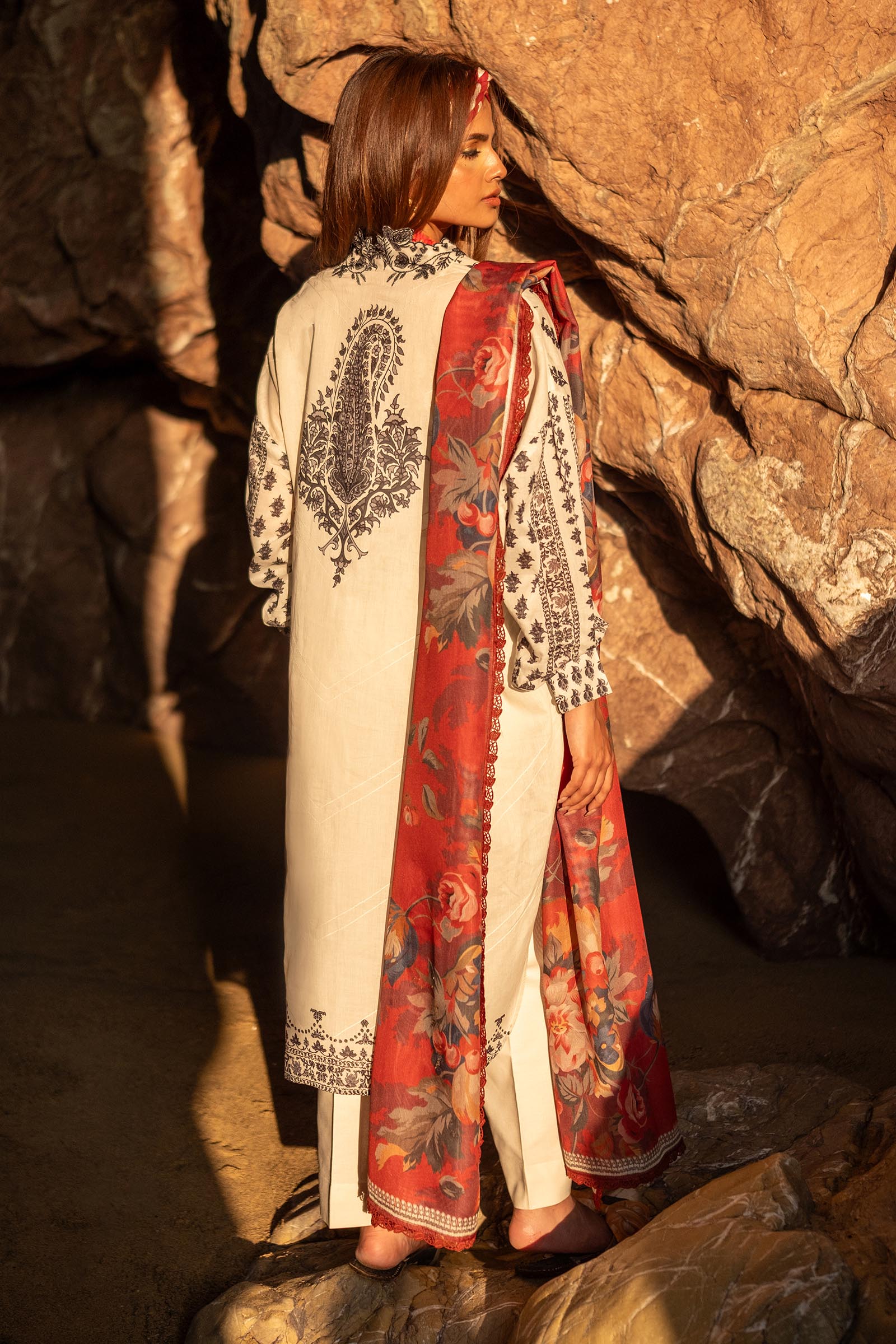 Unstitched 2 Piece Lawn Suit