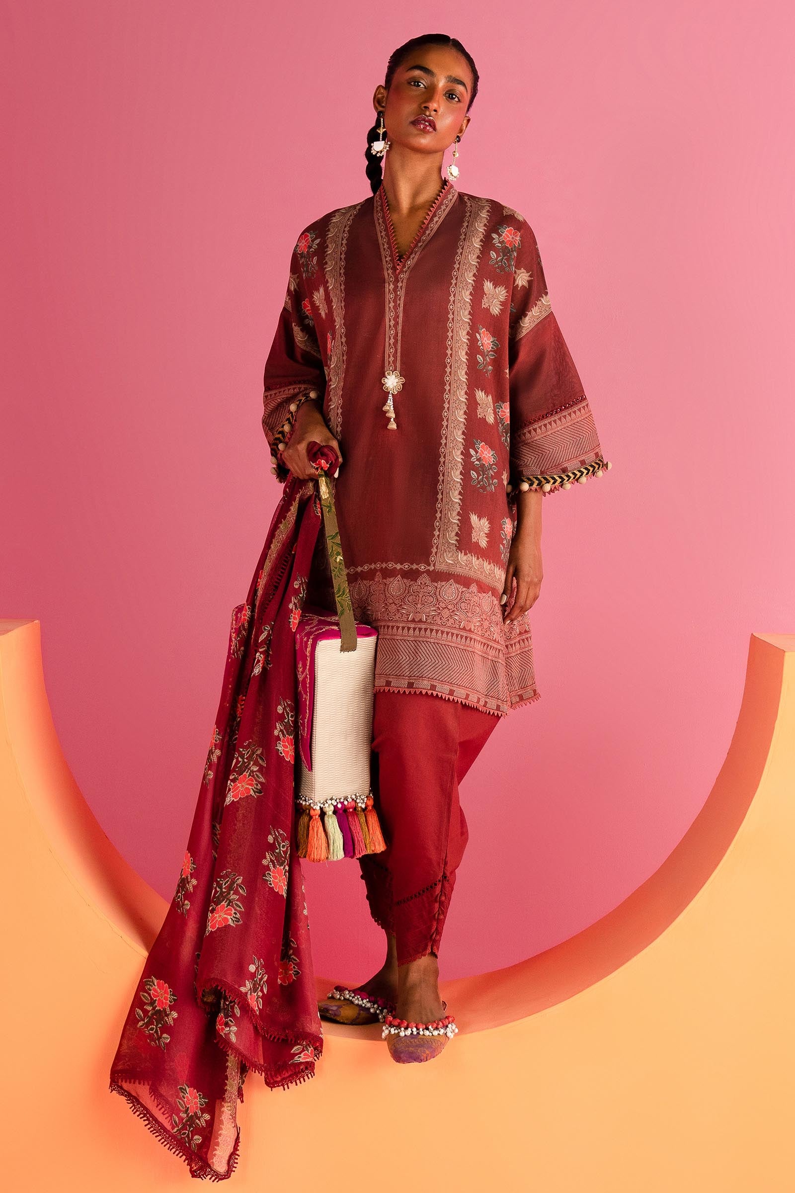 Unstitched 3 Piece Lawn Suit