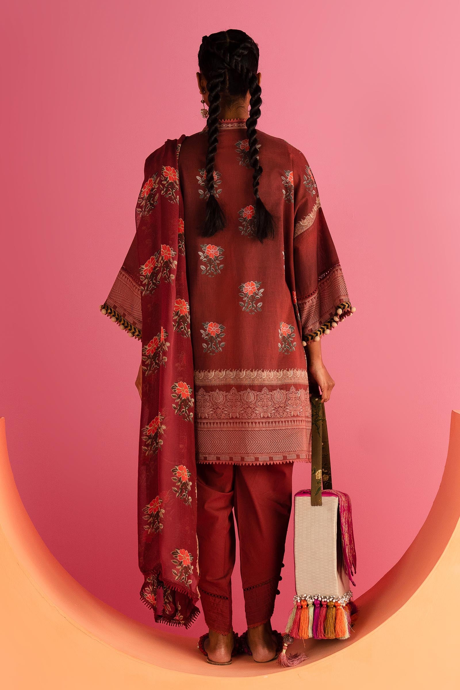 Unstitched 3 Piece Lawn Suit Secondary image