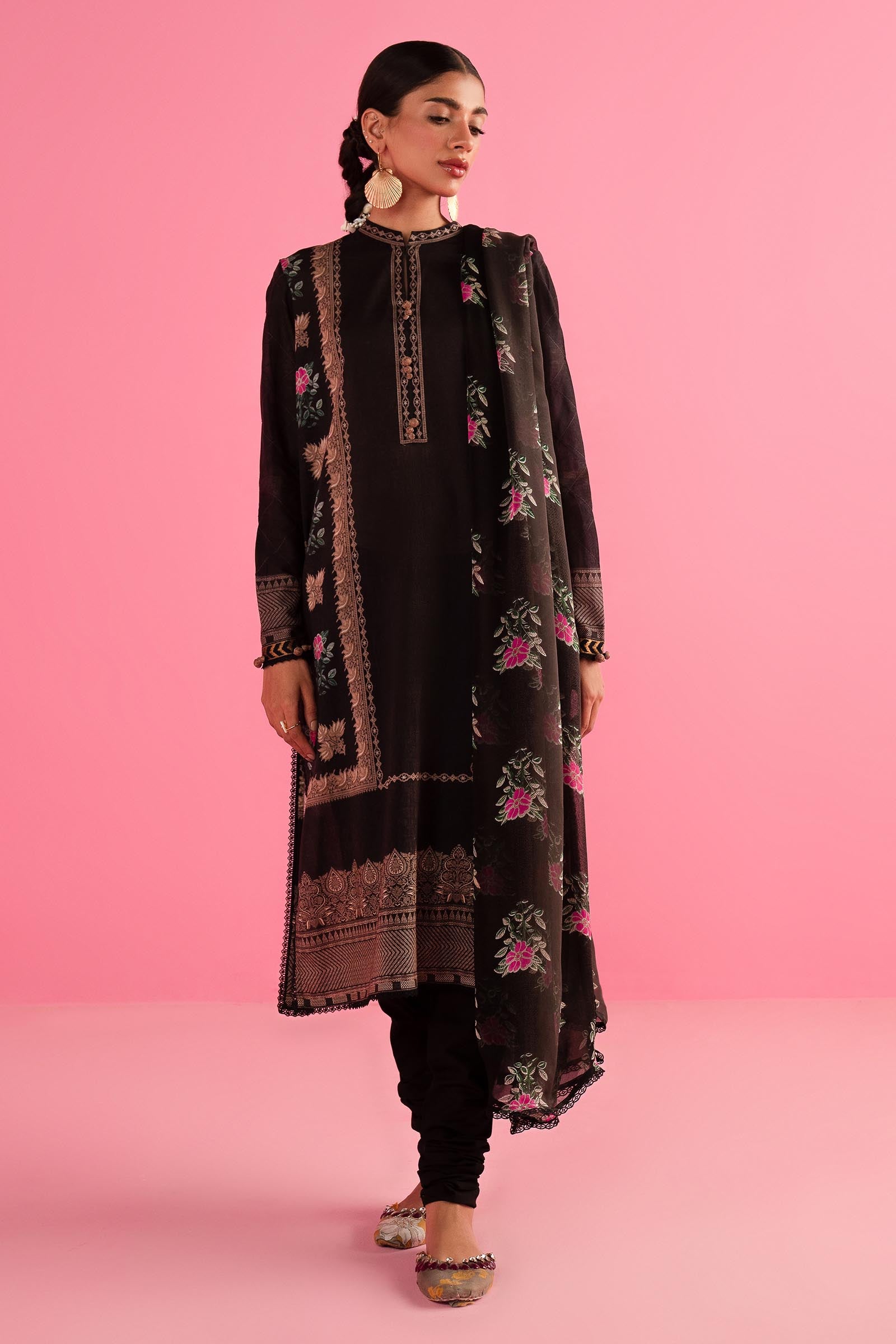 Unstitched 3 Piece Lawn Suit Main image