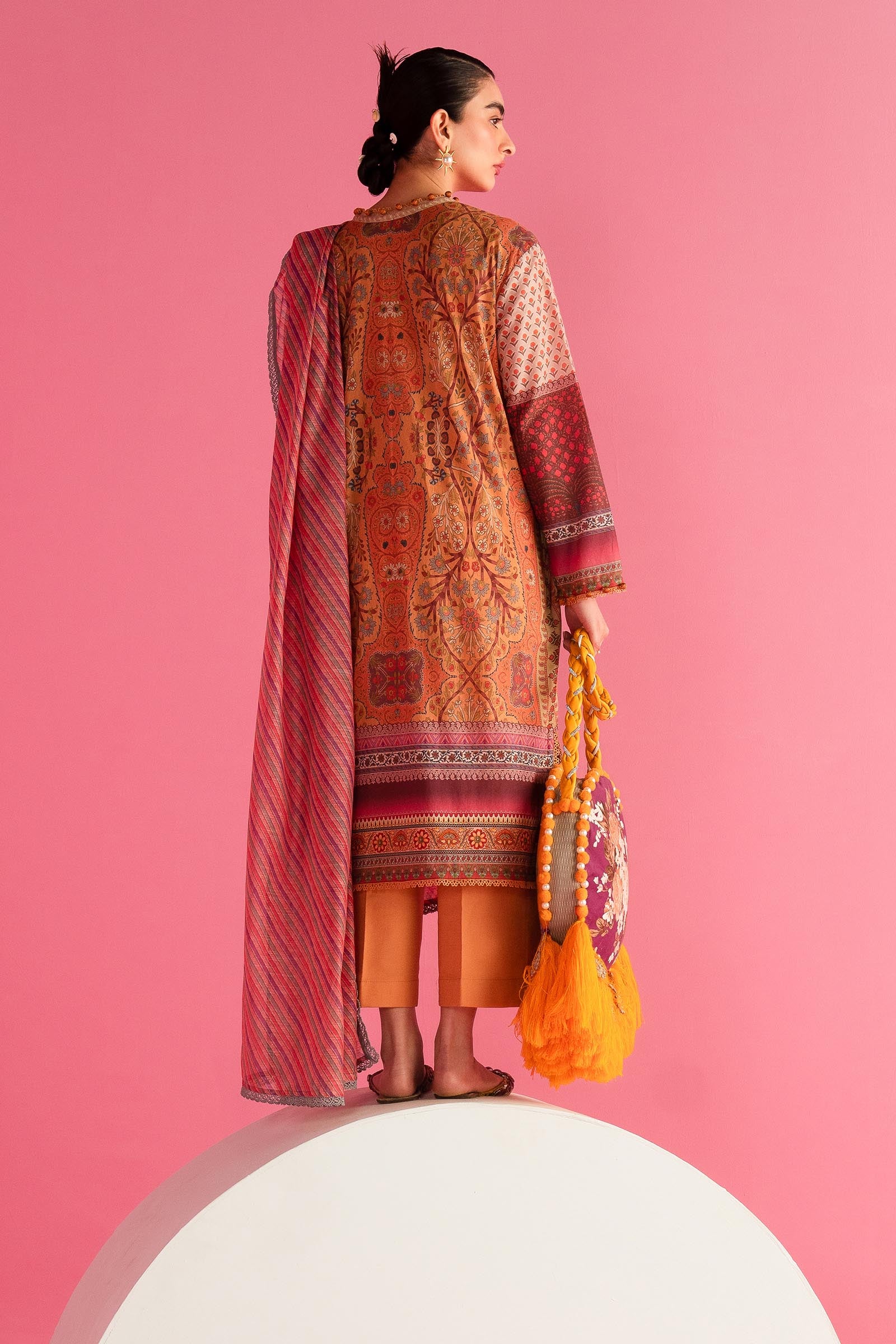Unstitched 3 Piece Lawn Suit