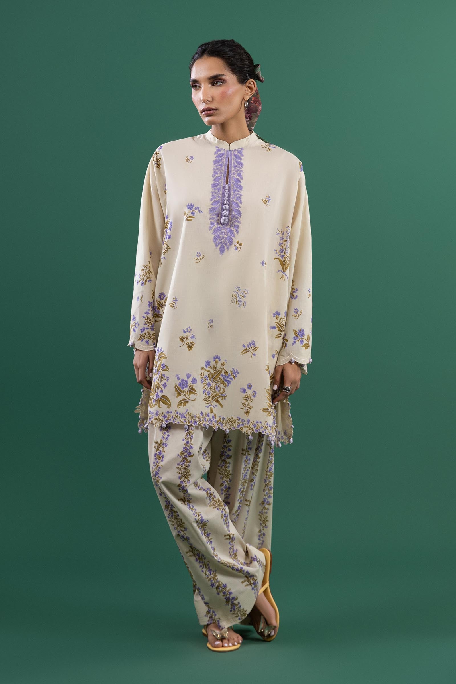 Unstitched 2 Piece Lawn Suit Main image