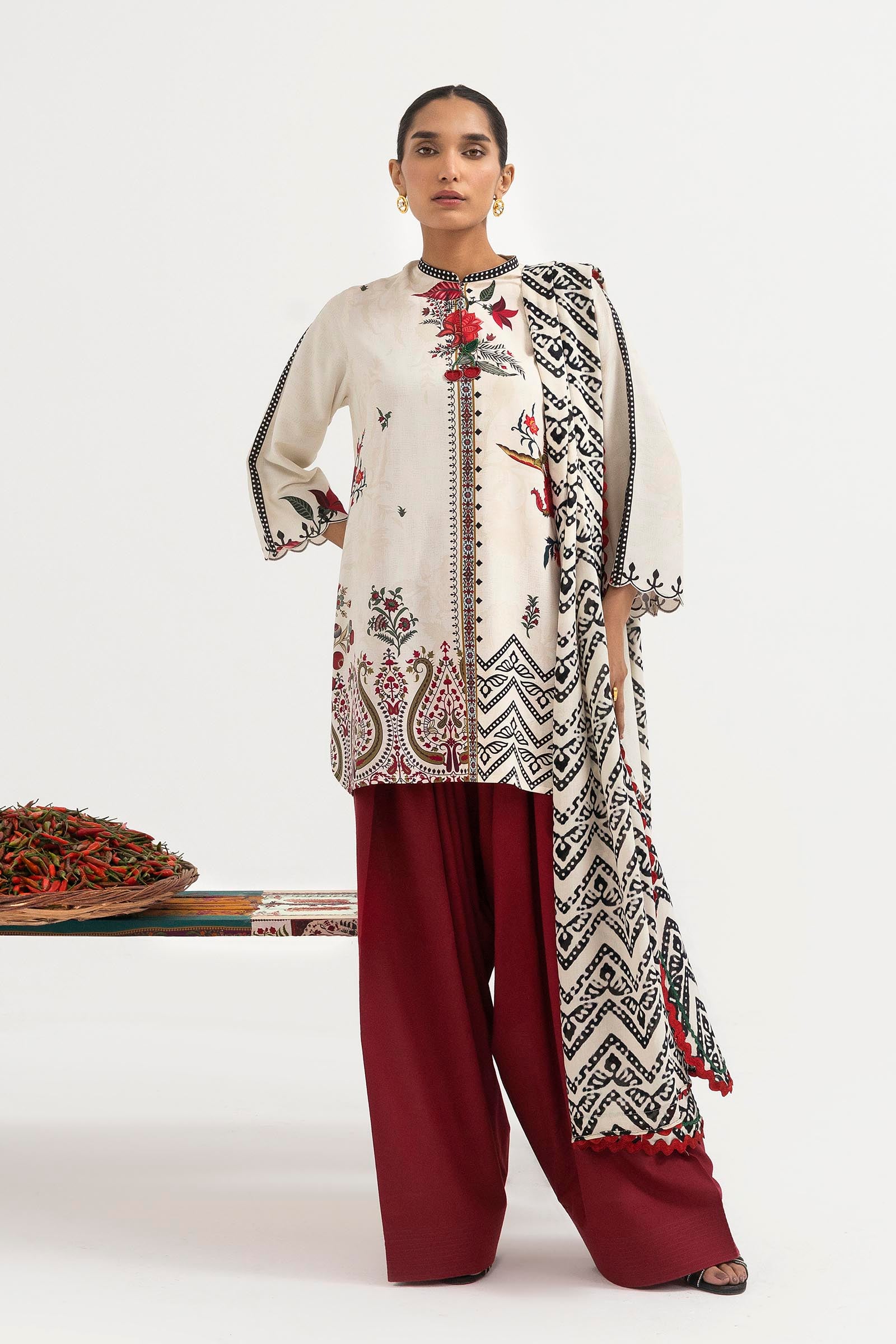 Stitched Printed Linen Suit Main image