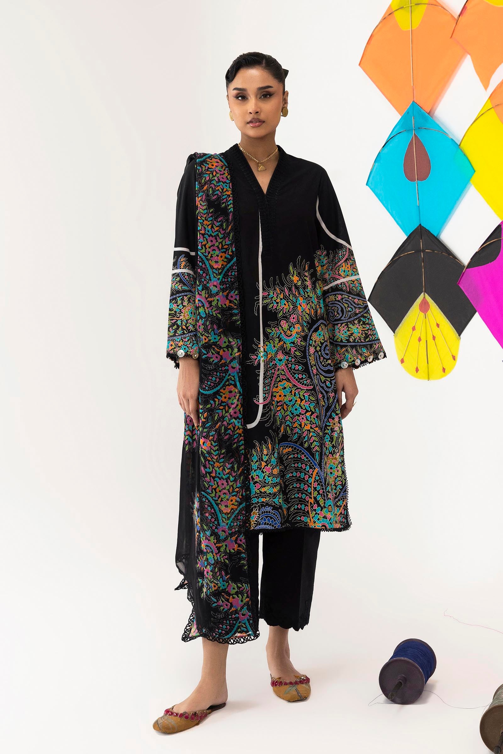 Stitched Printed Lawn Suit Main image