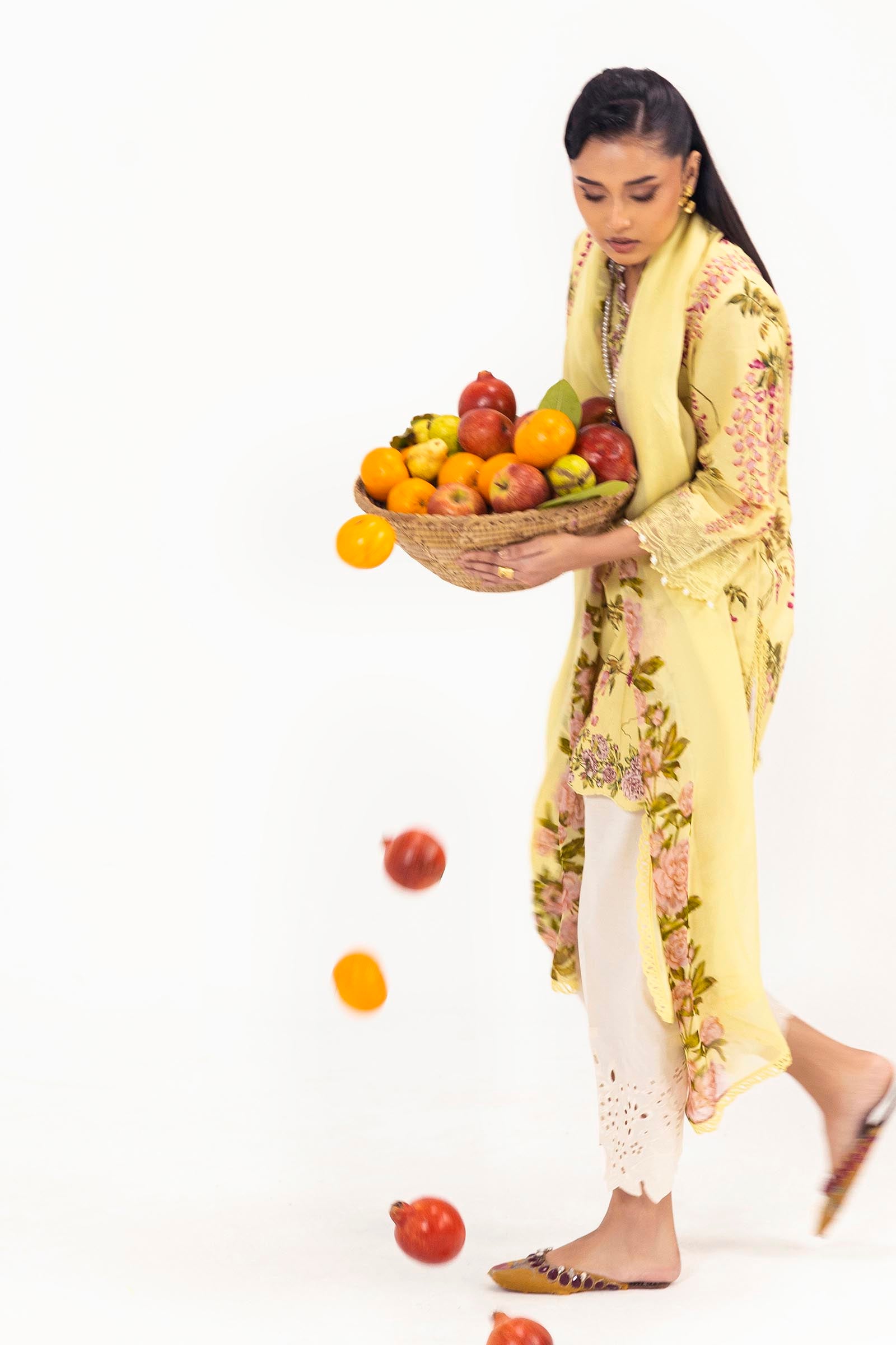 Unstitched Mahay Lawn 2 Piece Suit