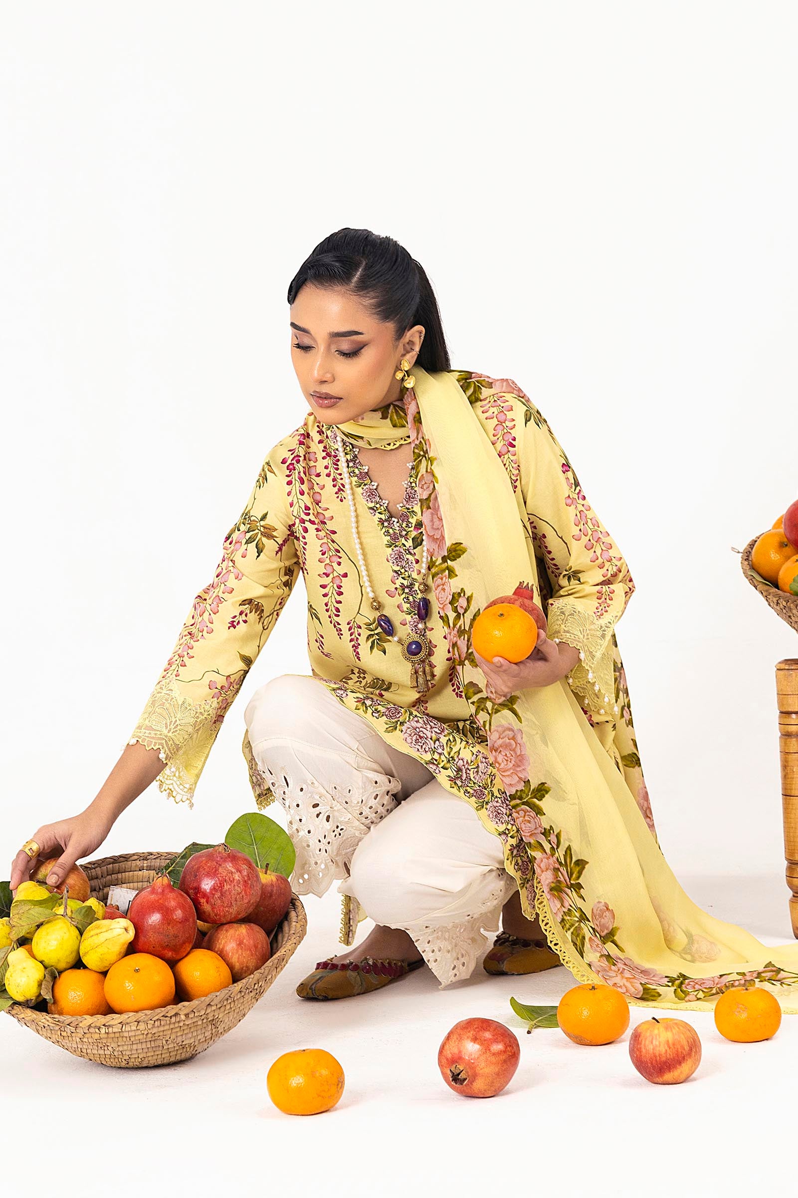 Unstitched Mahay Lawn 2 Piece Suit