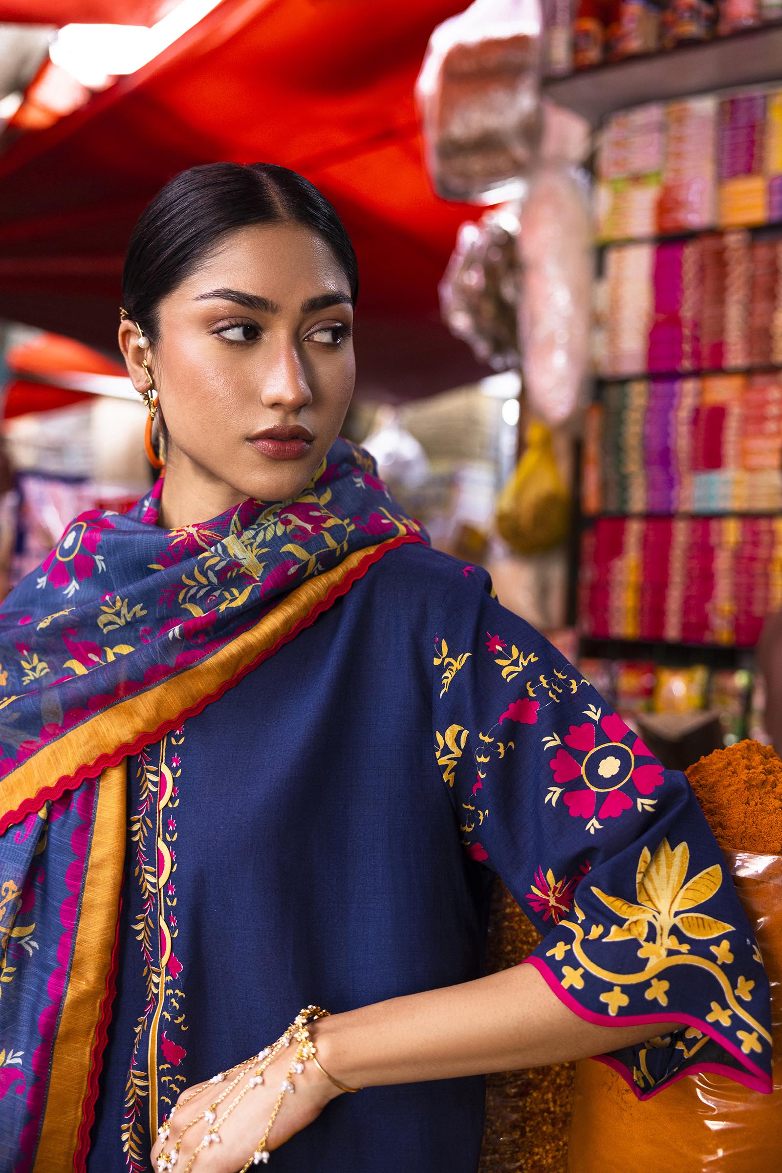 Unstitched 3 Piece Lawn Suit