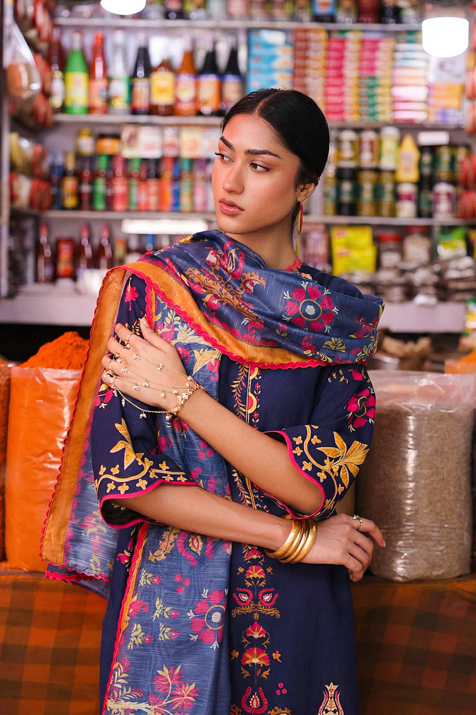 Unstitched 3 Piece Lawn Suit Secondary image