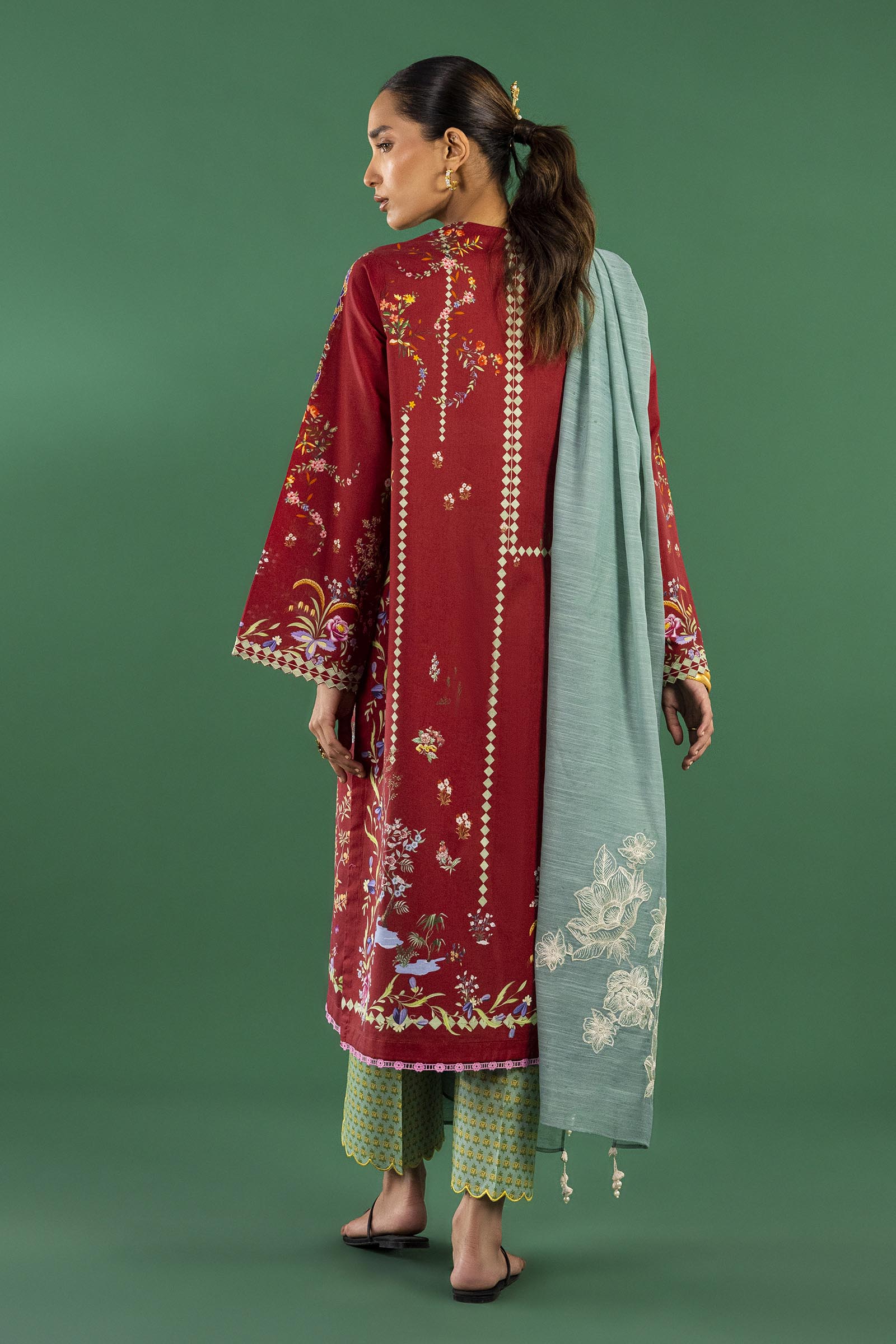 Unstitched 3 Piece Lawn Suit