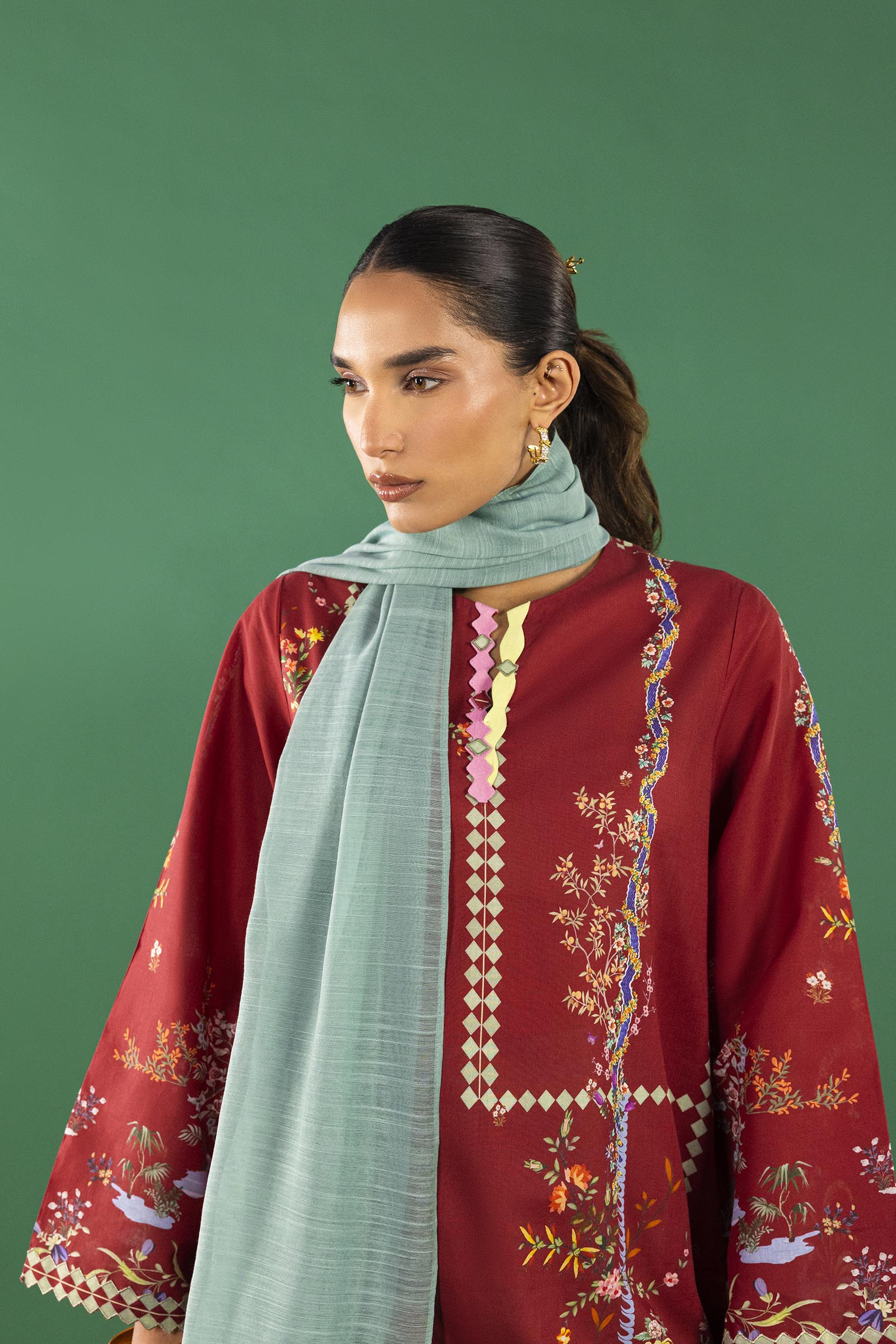 Unstitched 3 Piece Lawn Suit Main image