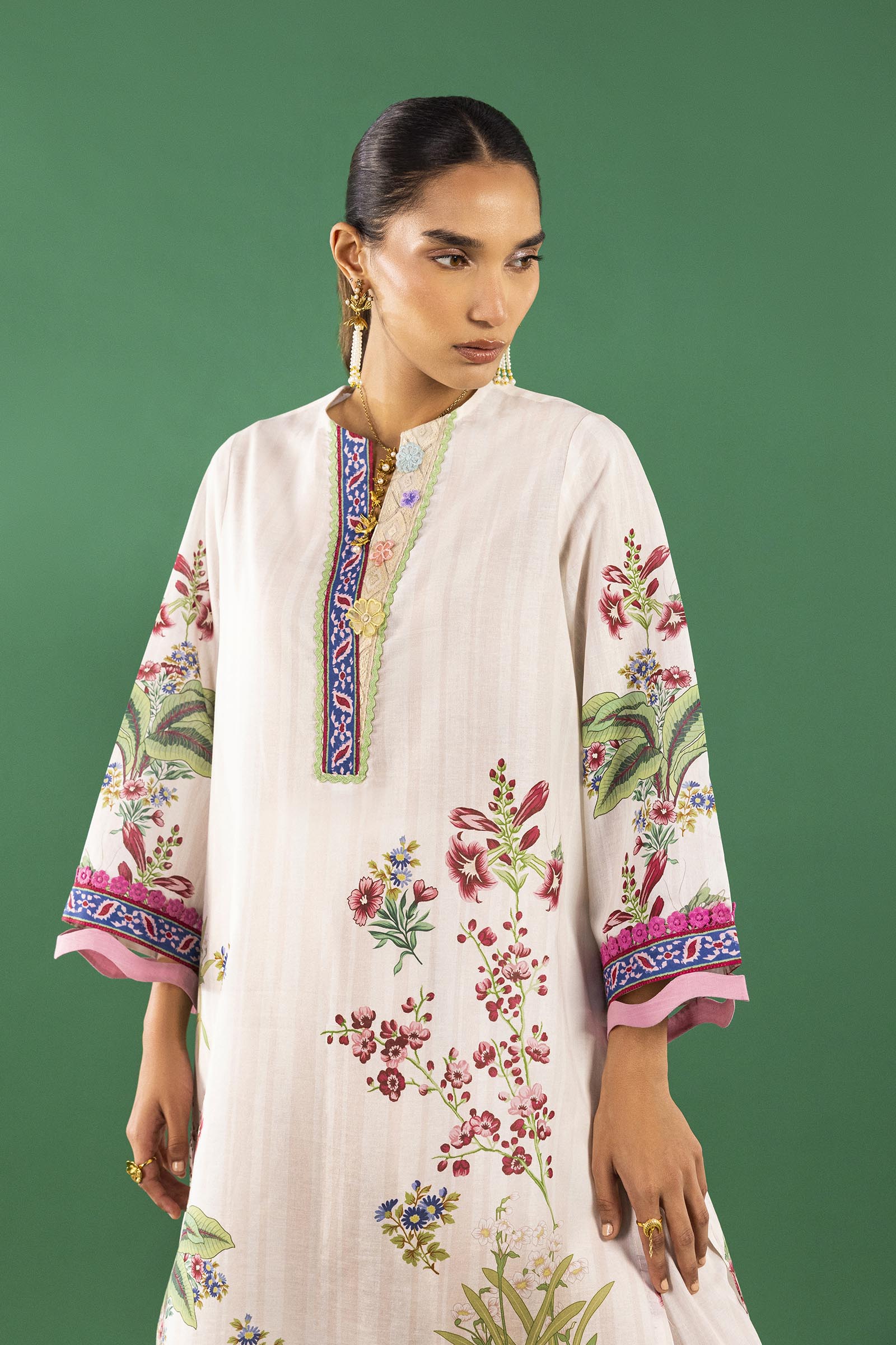 Unstitched 2 Piece Lawn Suit Main image