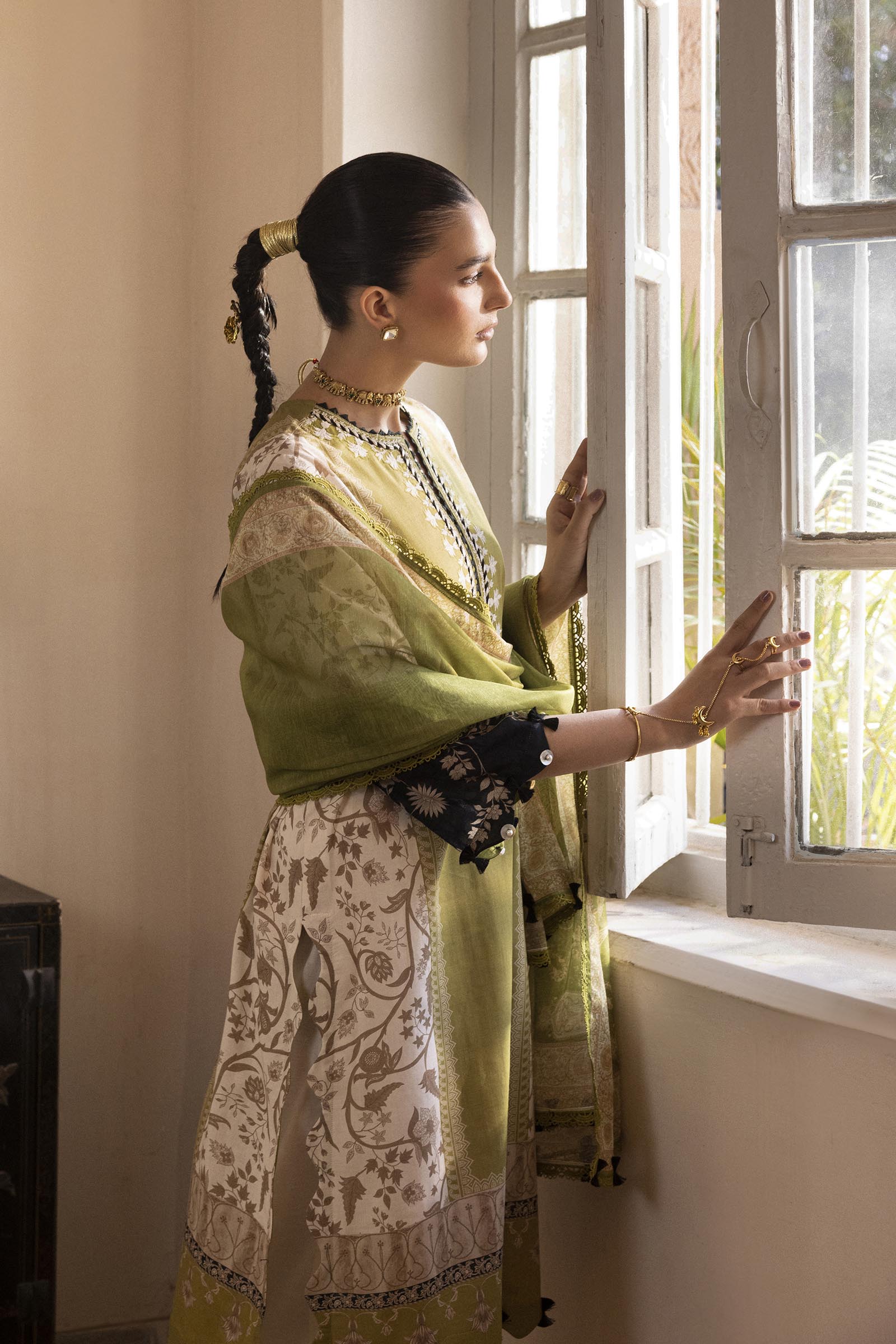 Unstitched 2 Piece Lawn Suit Secondary image