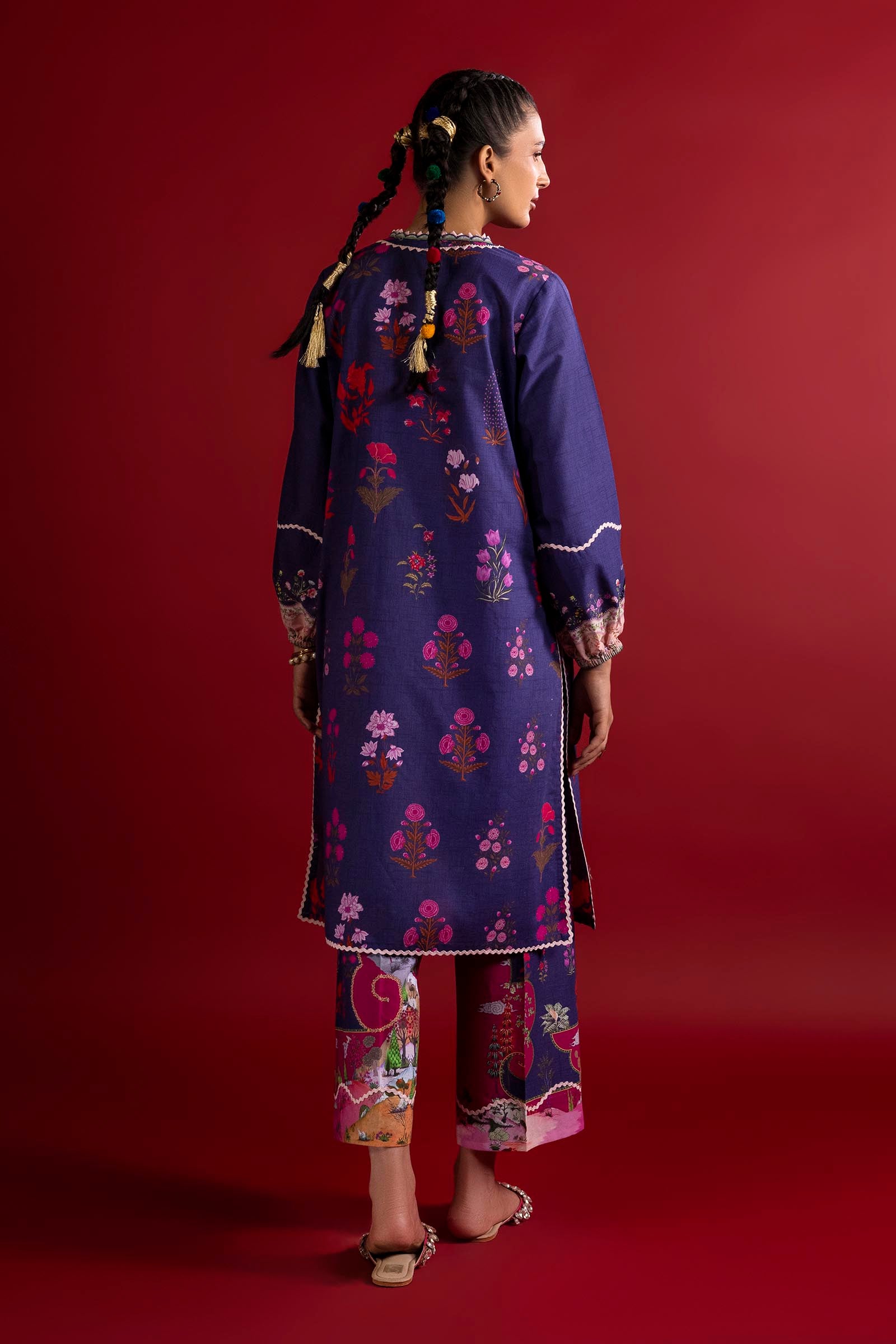 Unstitched 2 Piece Lawn Suit Secondary image