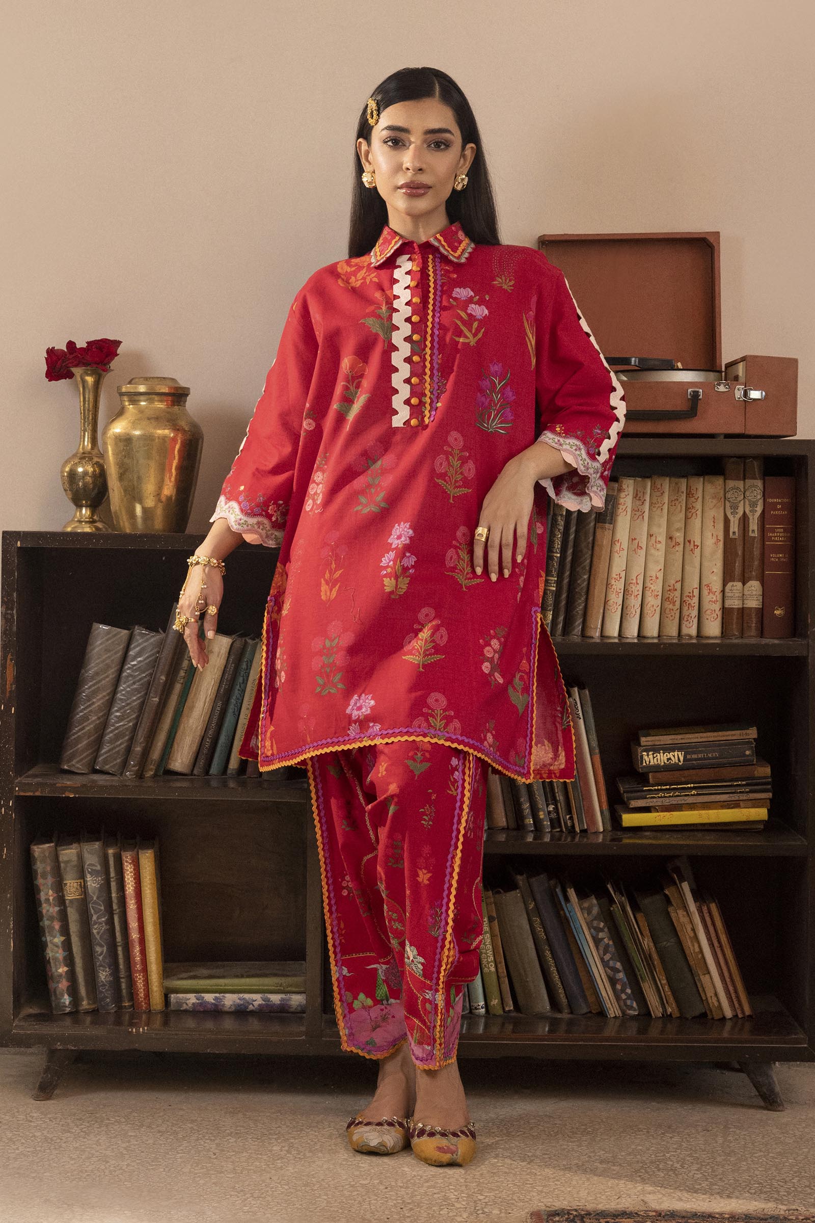 Sana Safinaz Unstitched 2 Piece Lawn Suit, view 1