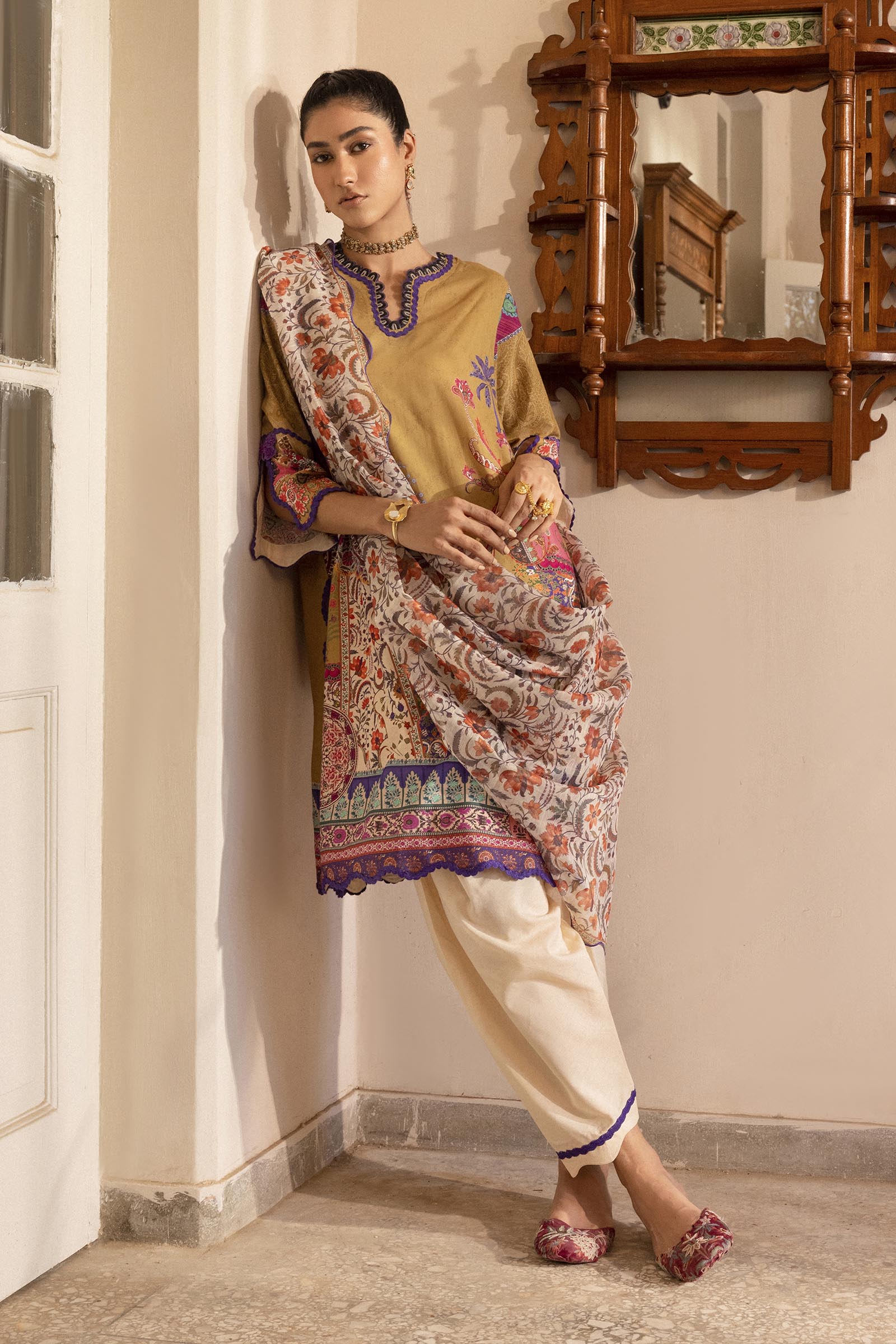 Sana Safinaz Unstitched 3 Piece Lawn Suit, view 1