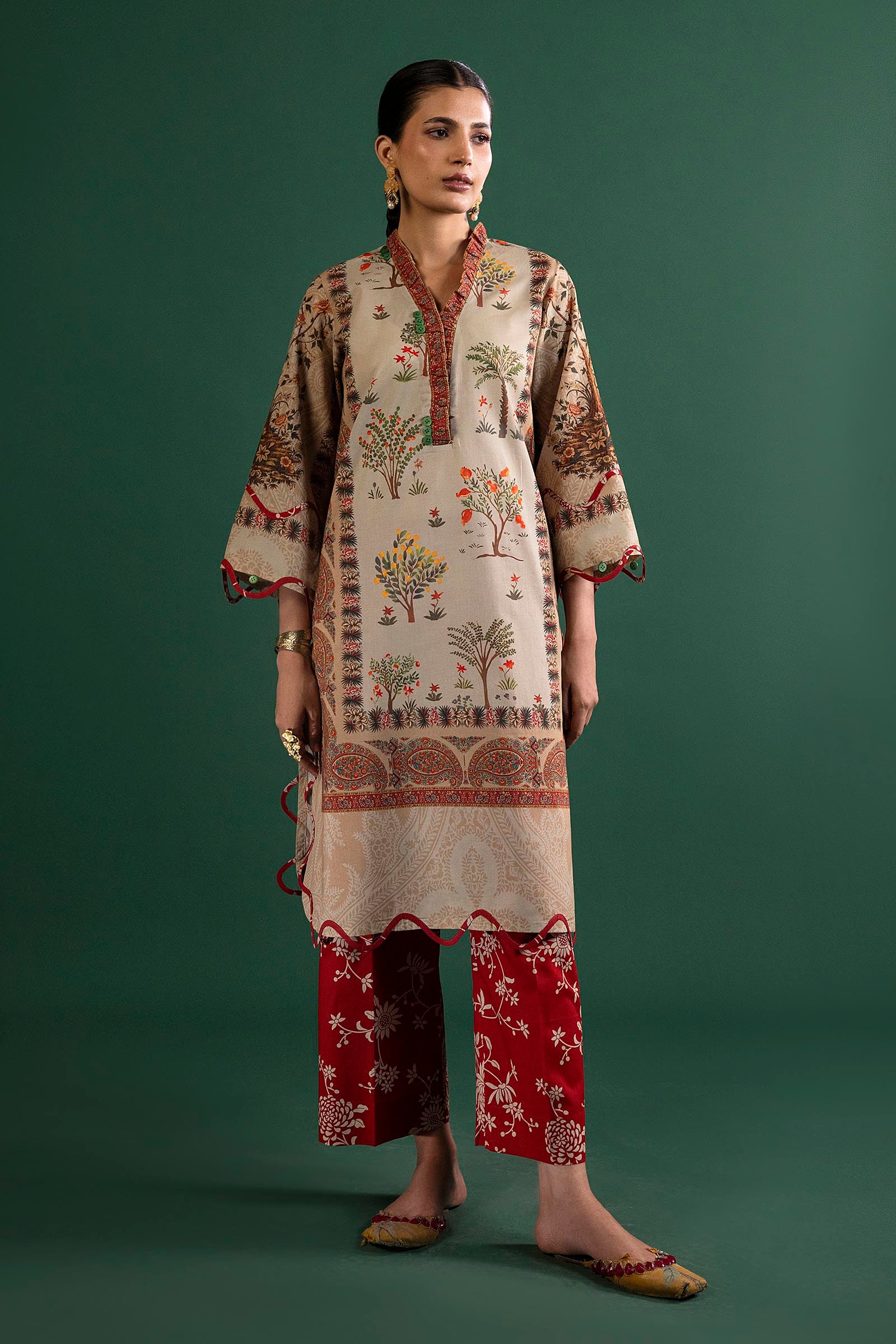 Unstitched 2 Piece Lawn Suit Secondary image