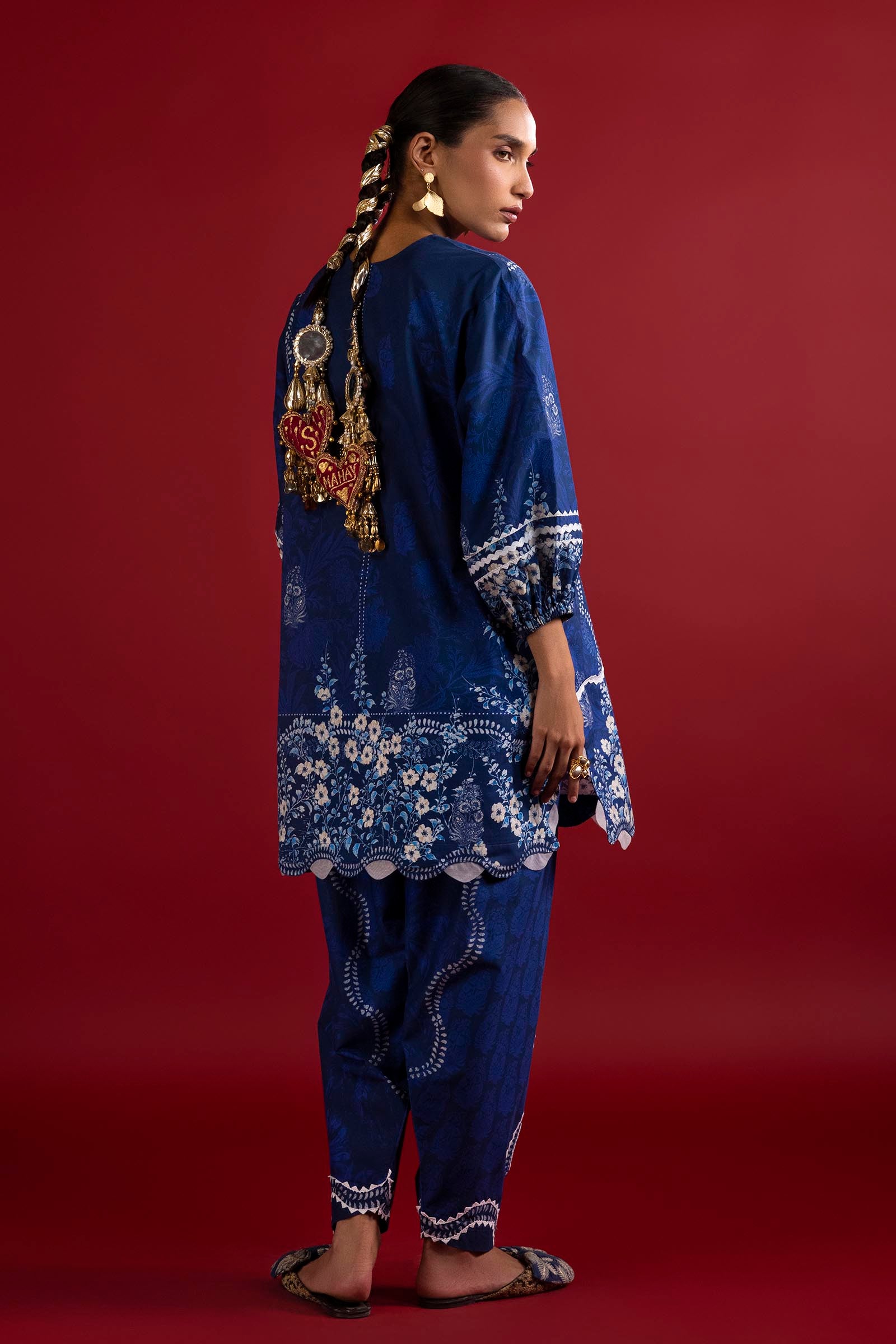 Unstitched 2 Piece Lawn Suit Secondary image