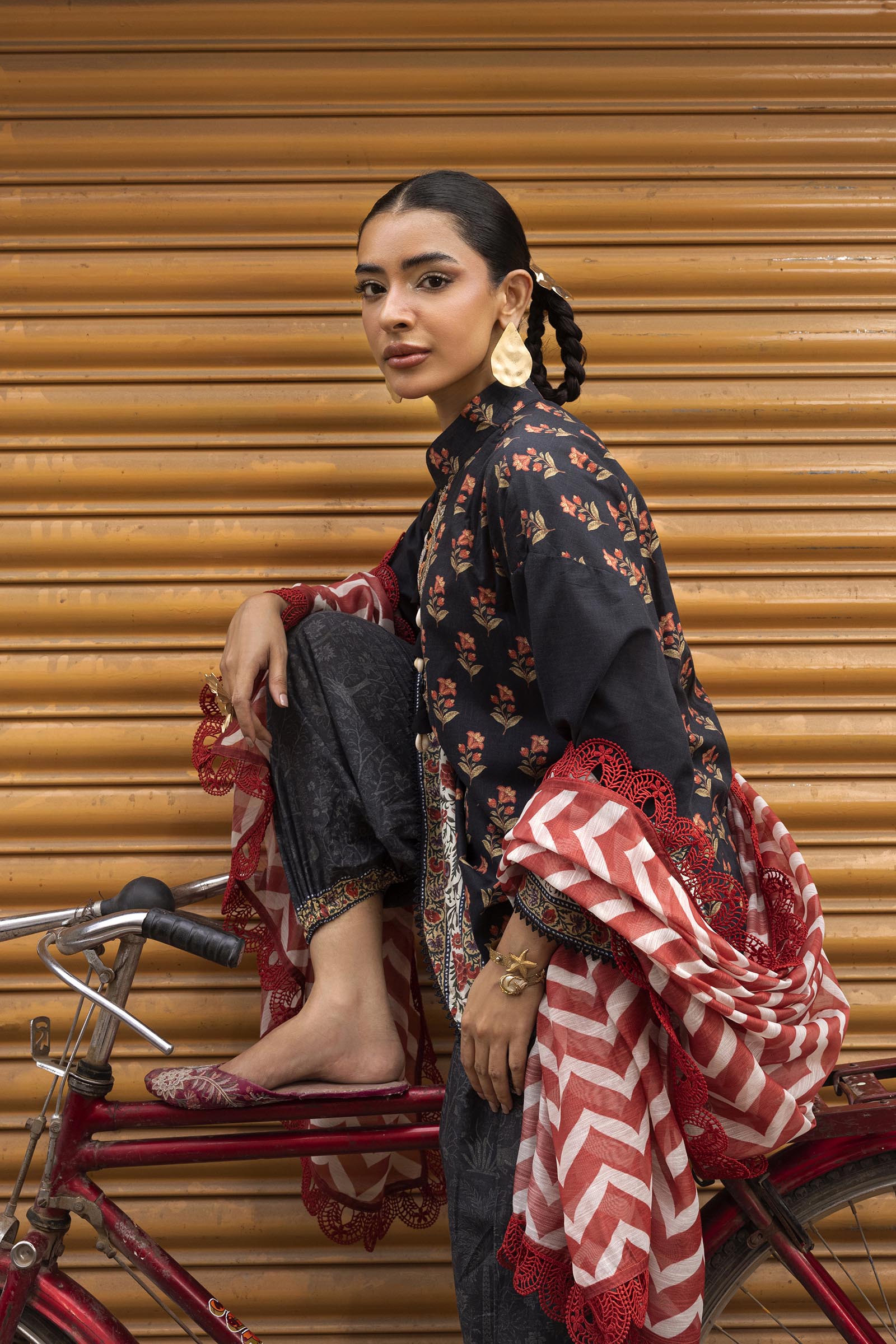 Unstitched Printed 3 Piece Lawn Suit