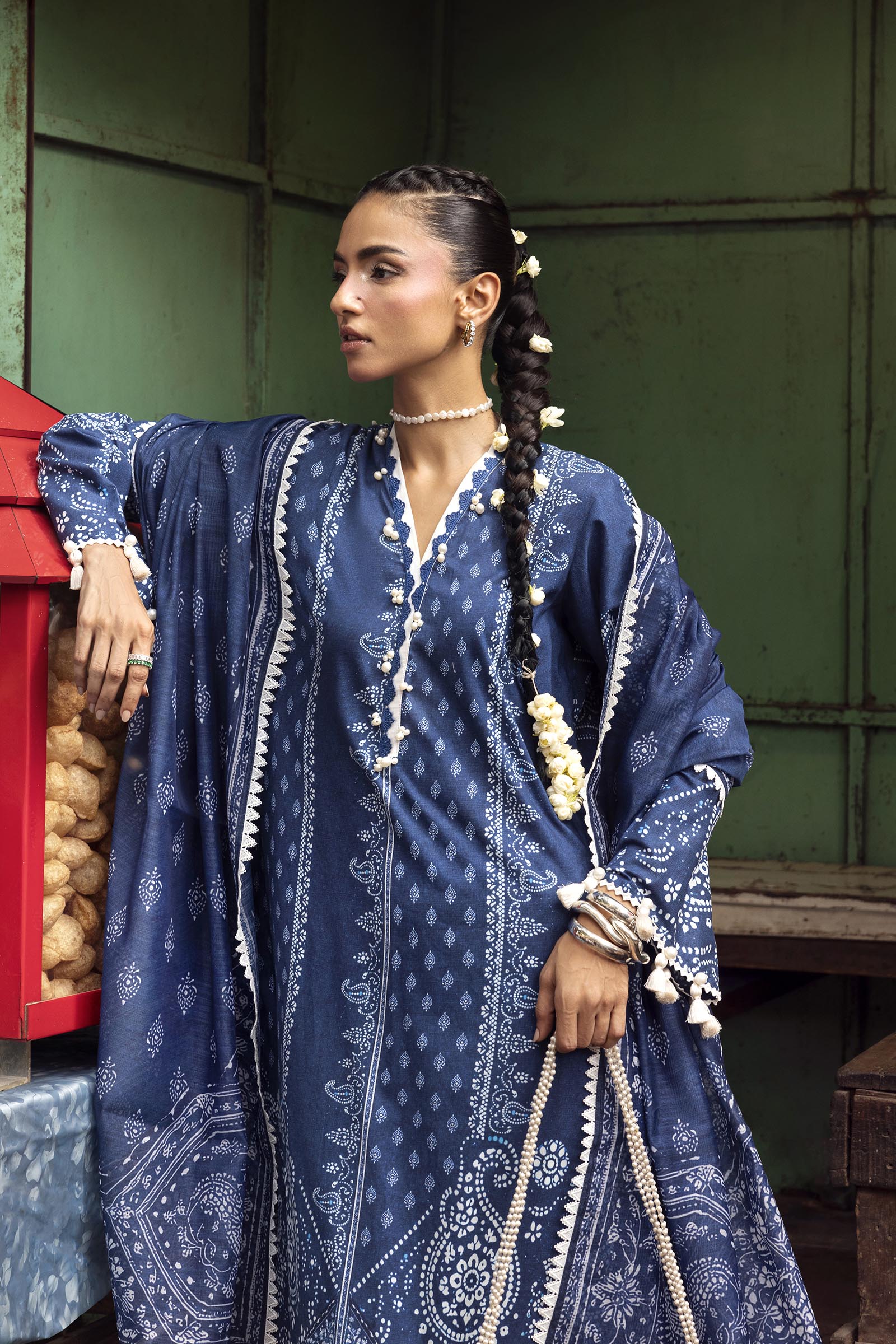 Unstitched Printed 2 Piece Lawn Suit Secondary image