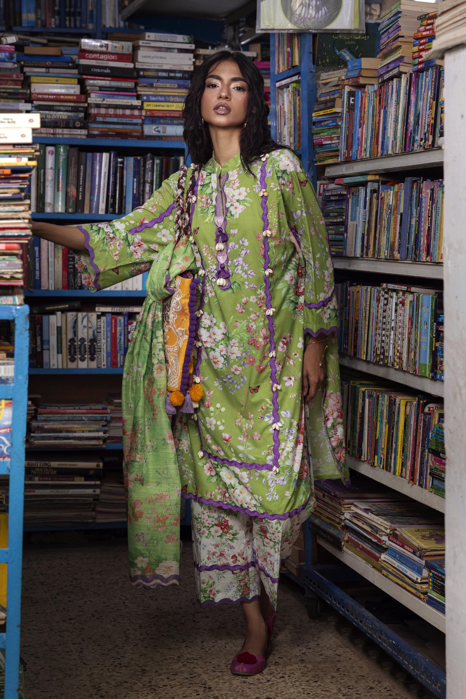 Unstitched Printed 3 Piece Lawn Suit Secondary image