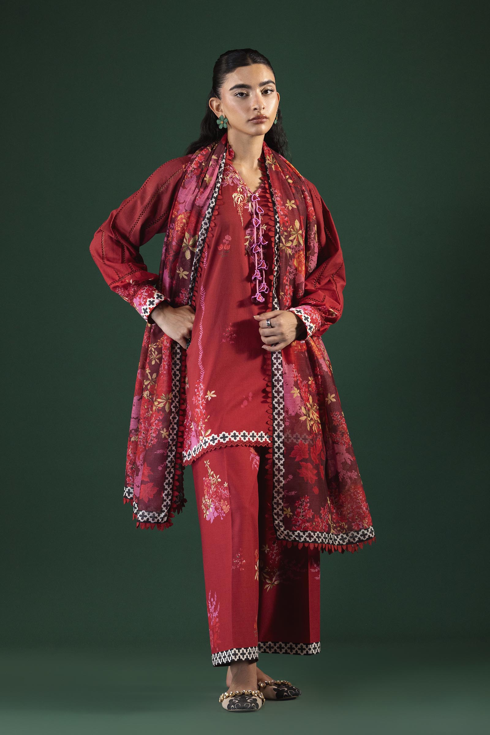 Unstitched Printed 3 Piece Lawn Suit Main image
