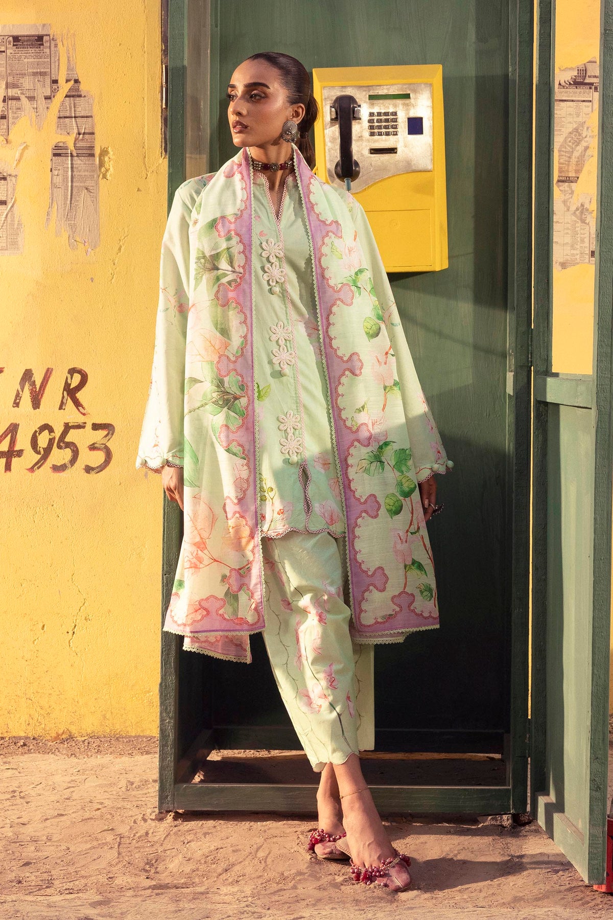 Unstitched Printed 3 Piece Lawn Suit Main image