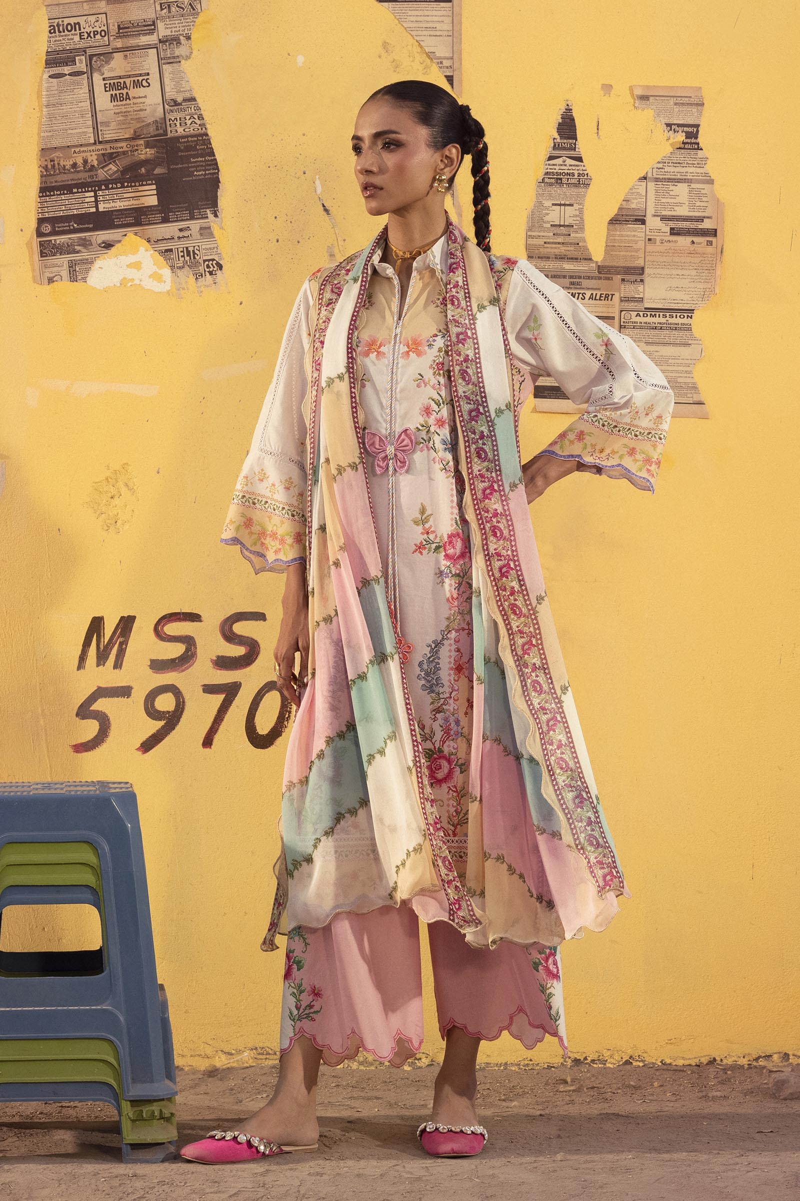 Unstitched Printed 3 Piece Lawn Suit Secondary image