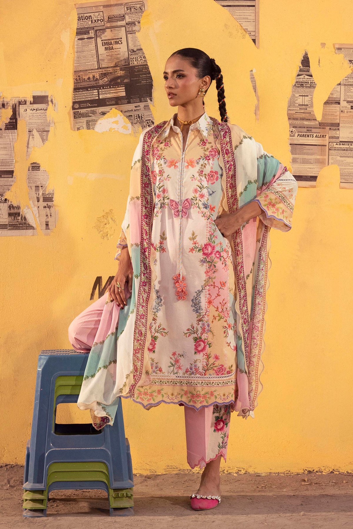 Unstitched Printed 3 Piece Lawn Suit Main image