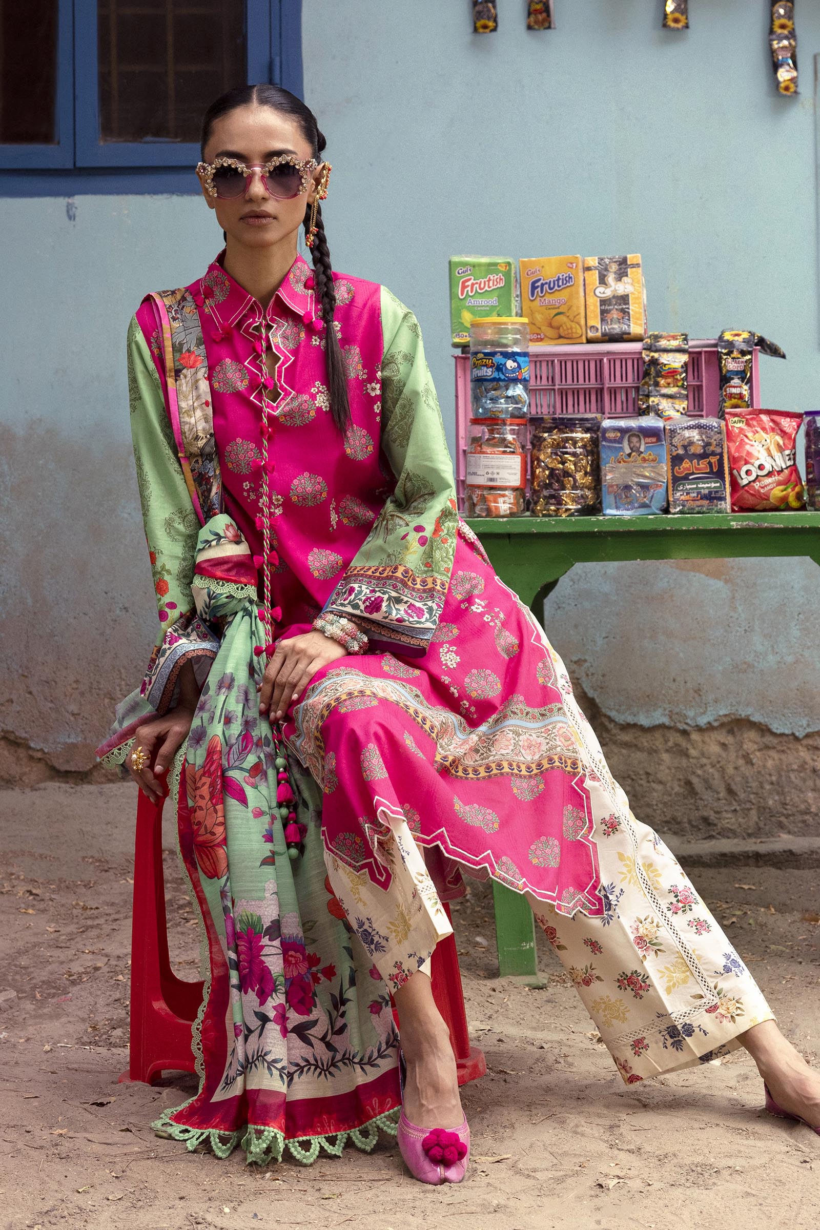 Unstitched Printed 3 Piece Lawn Suit Secondary image